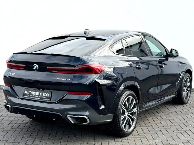 BMW X6 view 5