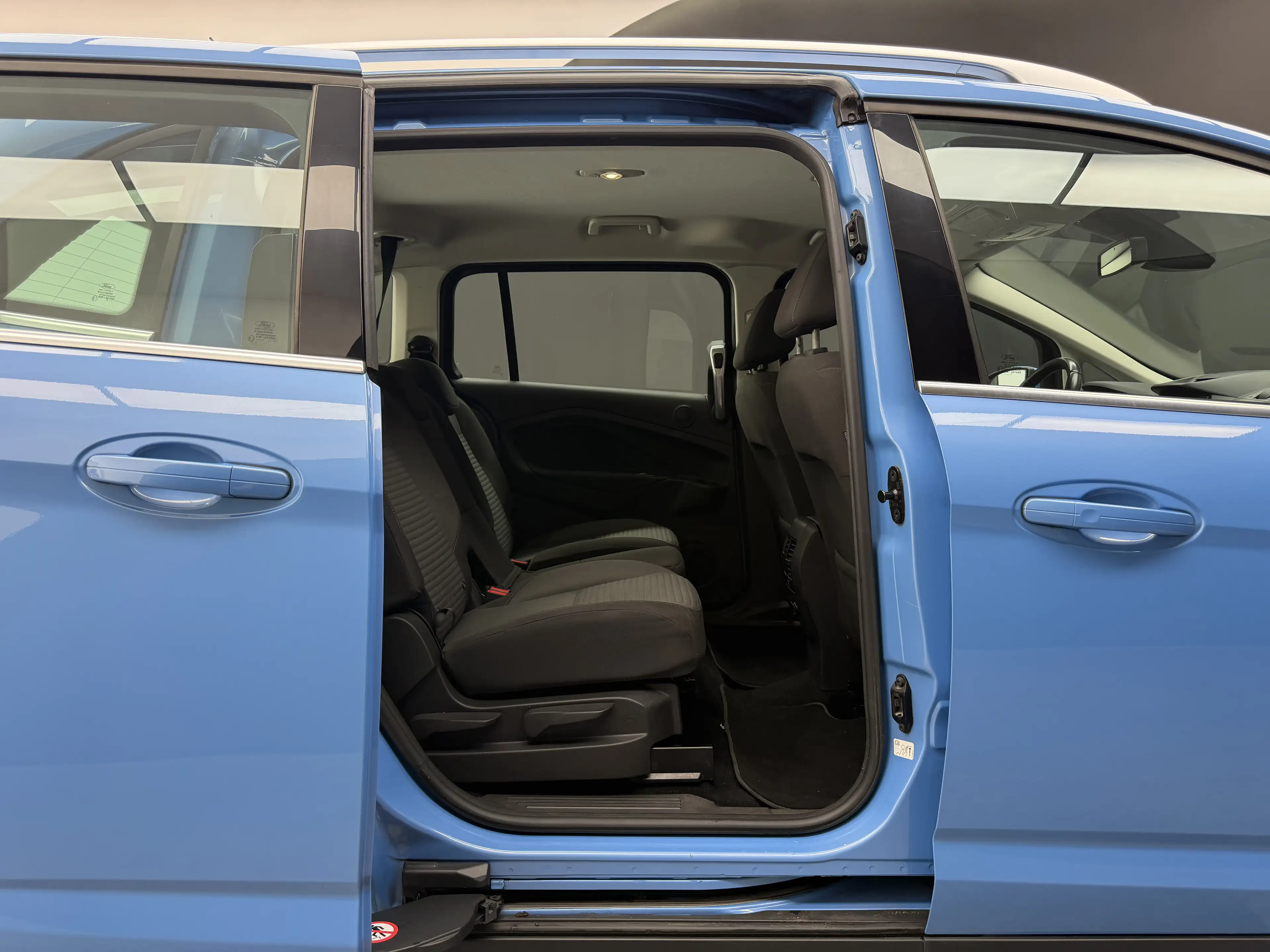 Ford Grand C-Max 1.5 EcoBoost Titanium * 1ER PROP + GPS + GARANTIE — photo 10
