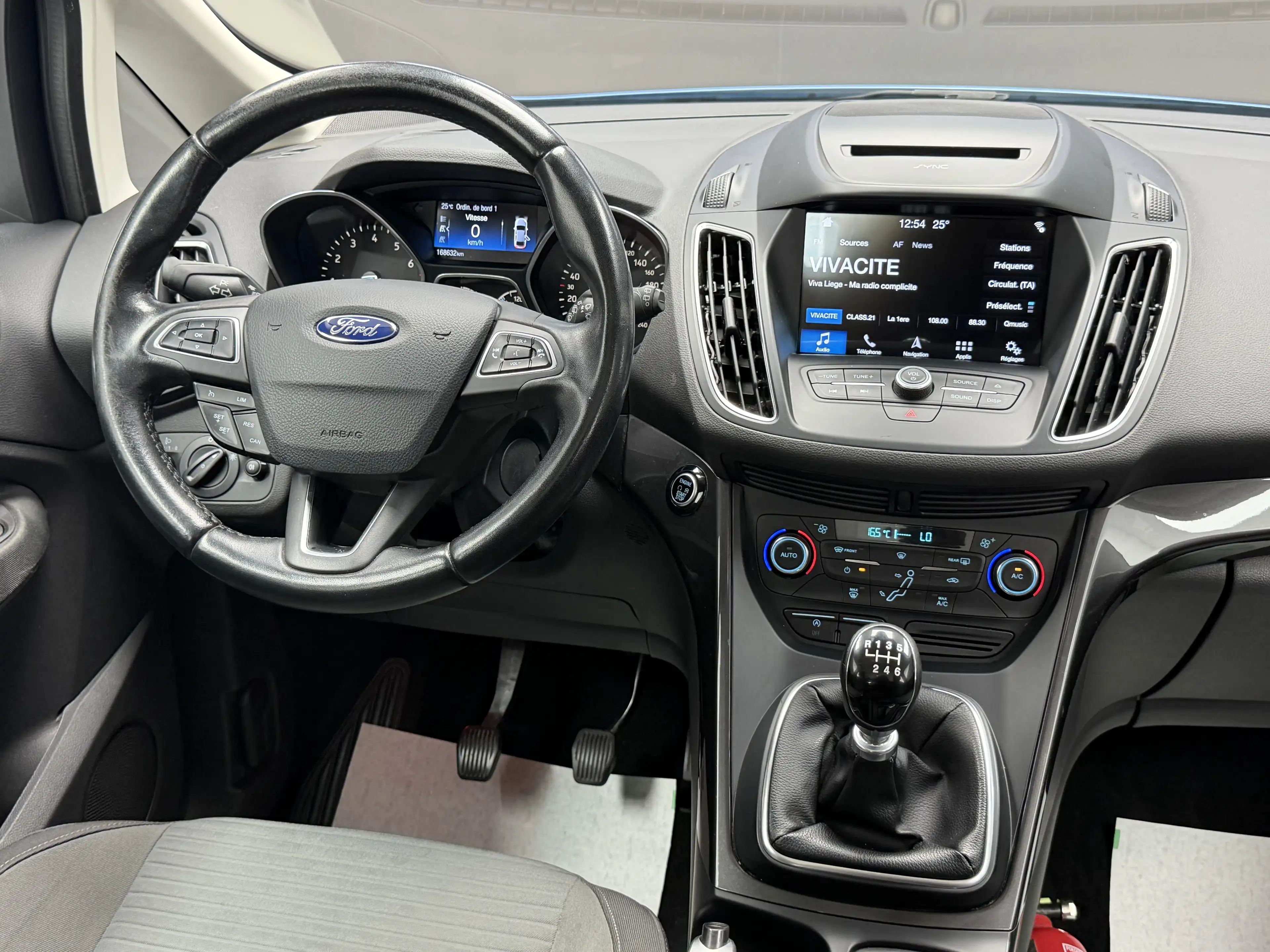 Ford Grand C-Max 1.5 EcoBoost Titanium * 1ER PROP + GPS + GARANTIE — photo 11