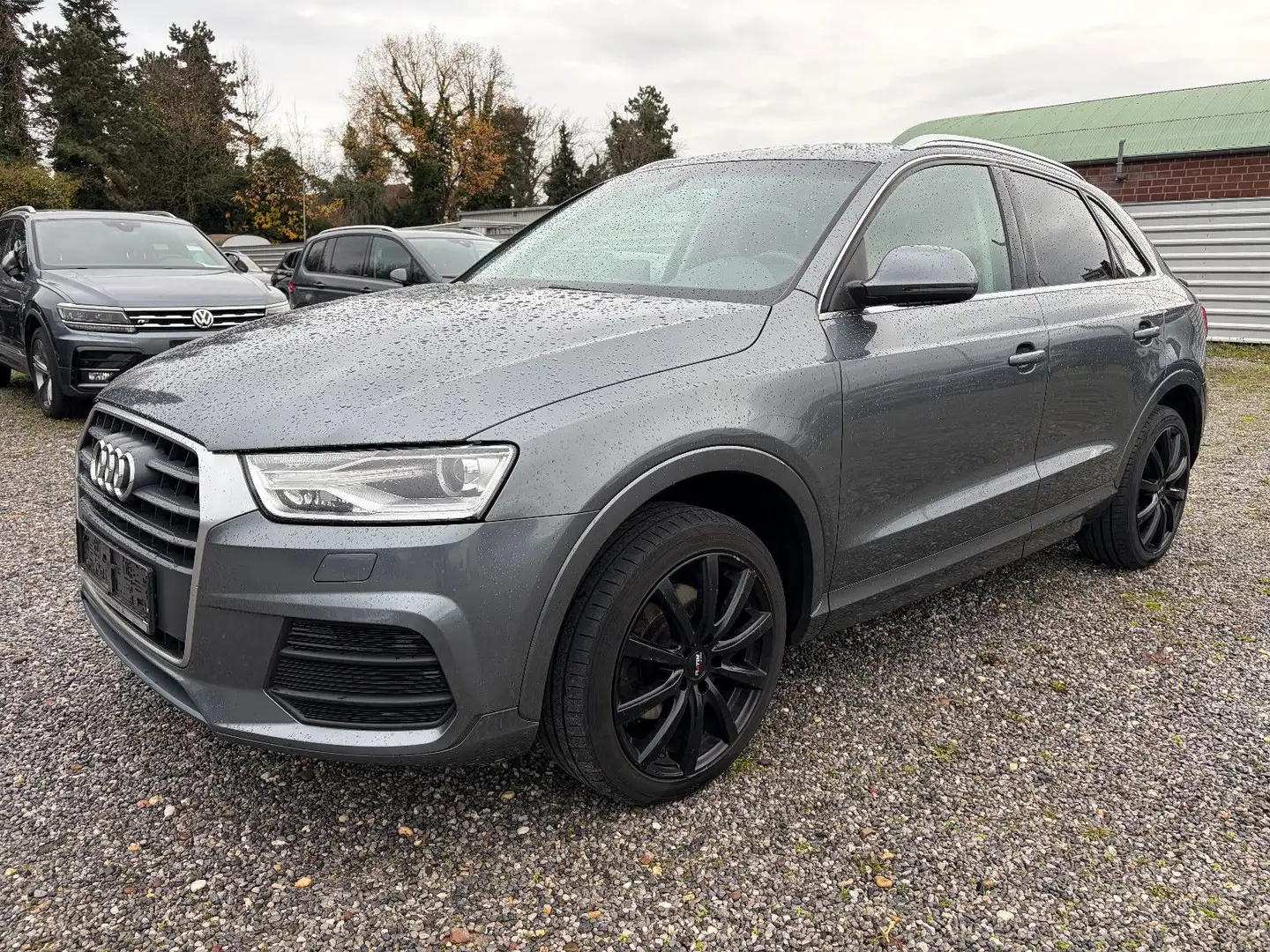 Audi Q3 sport quattro S line Grau - 1