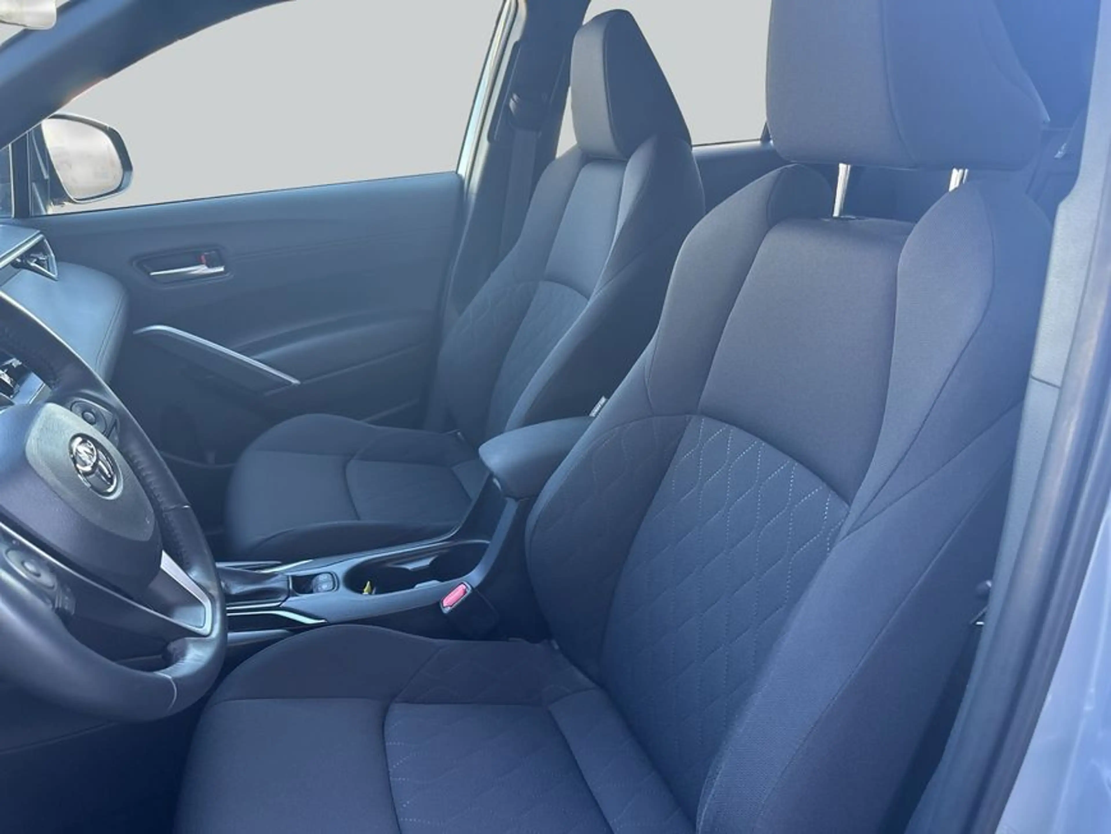 Toyota Corolla Cross Hybrid 2.0 VVT-i Team Deutschland — photo 10