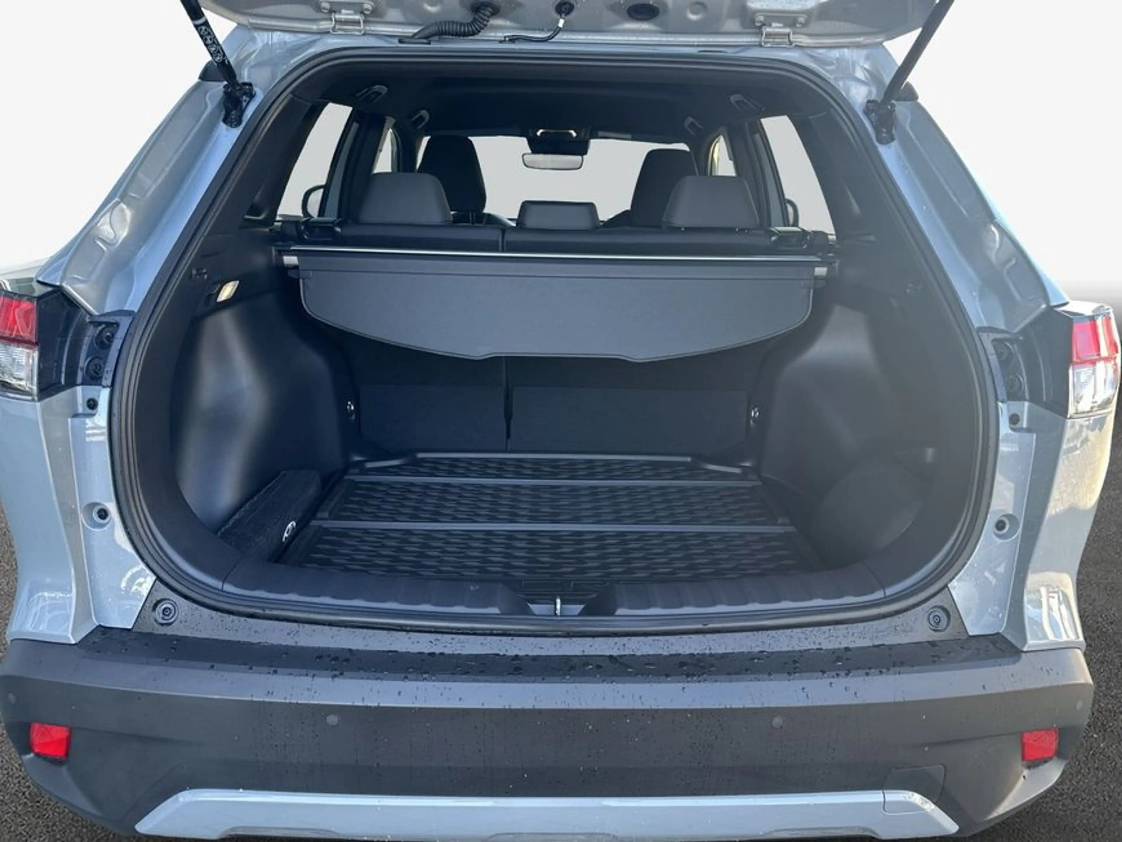 Toyota Corolla Cross Hybrid 2.0 VVT-i Team Deutschland — photo 8