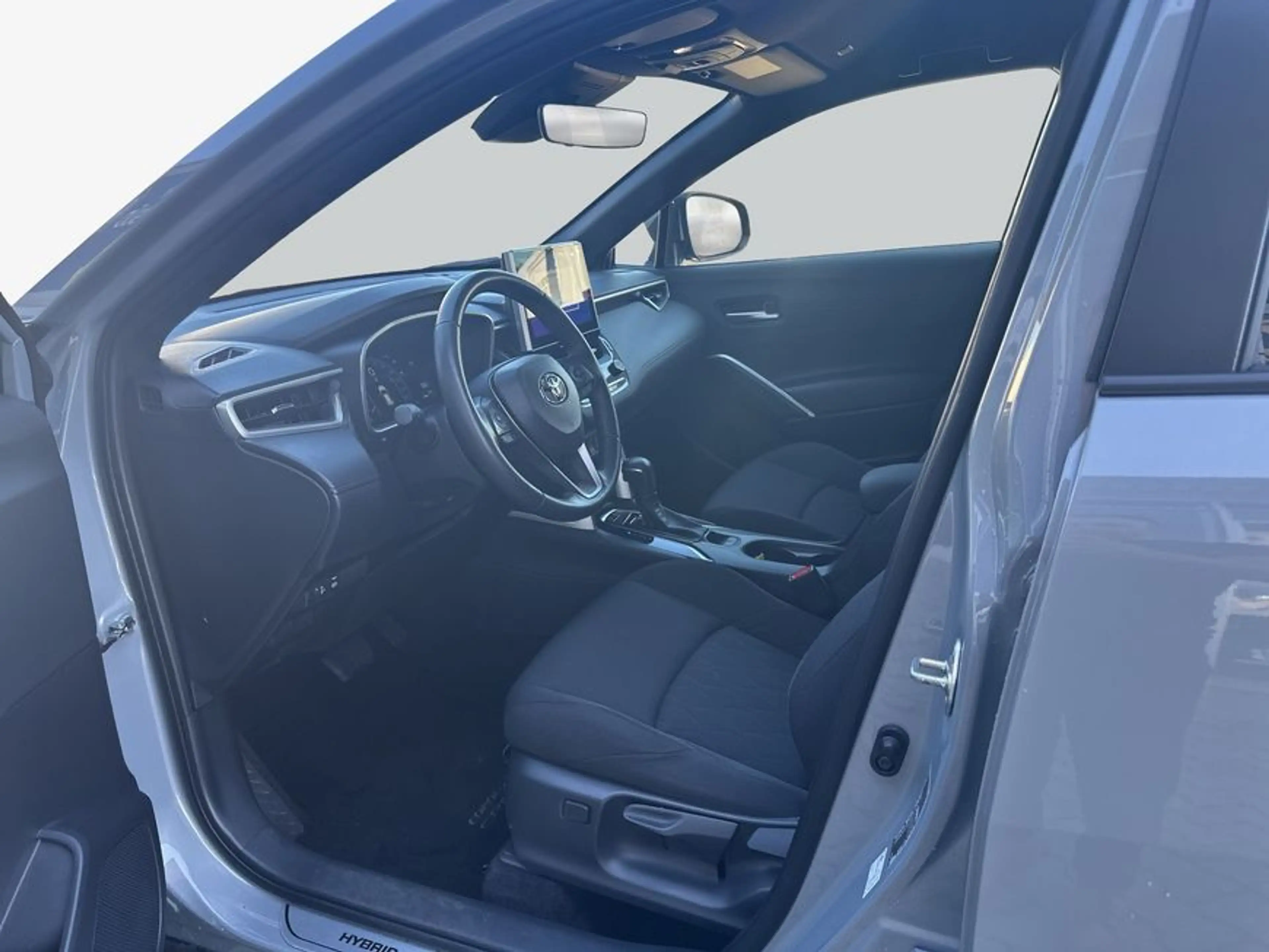 Toyota Corolla Cross Hybrid 2.0 VVT-i Team Deutschland — photo 9