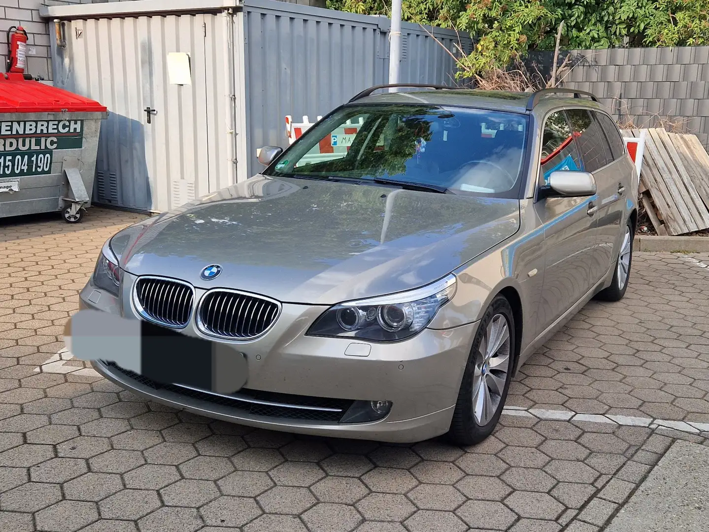 BMW 525 525d Touring Aut. Edition Lifestyle, Panoramadach Bronze - 1