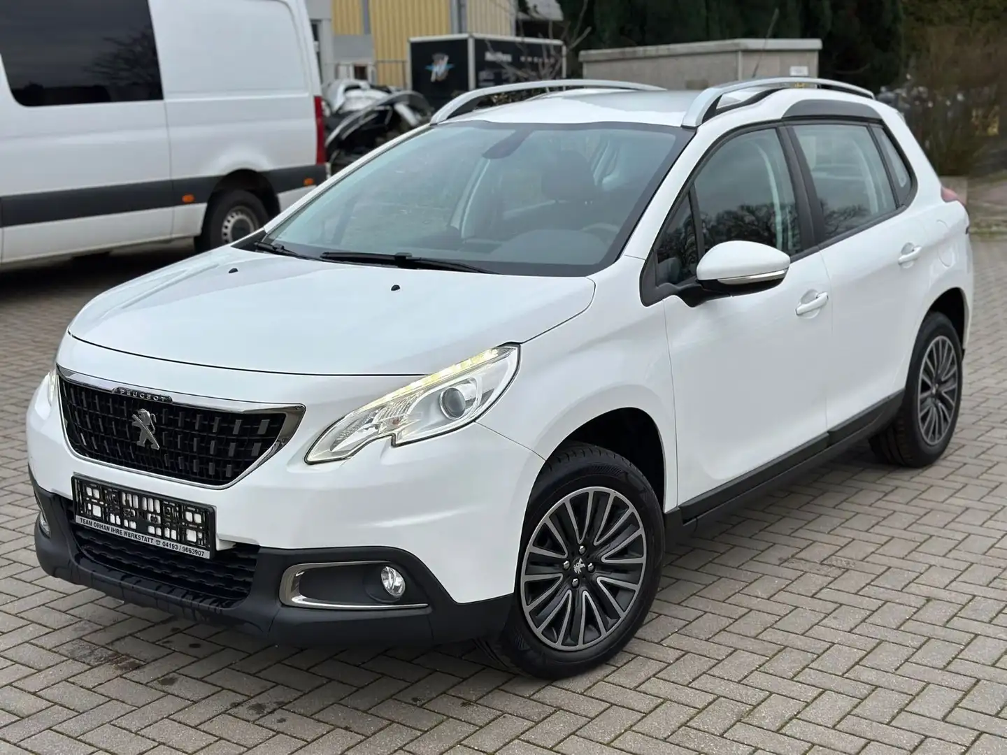 Peugeot 2008 Active.PDC Weiß - 1