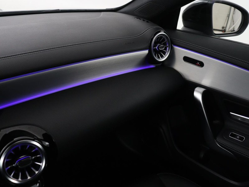 Mercedes-Benz CLA 250 Shooting Brake e AMG Line | SOH 92.9% | Trekhaak | — photo 33