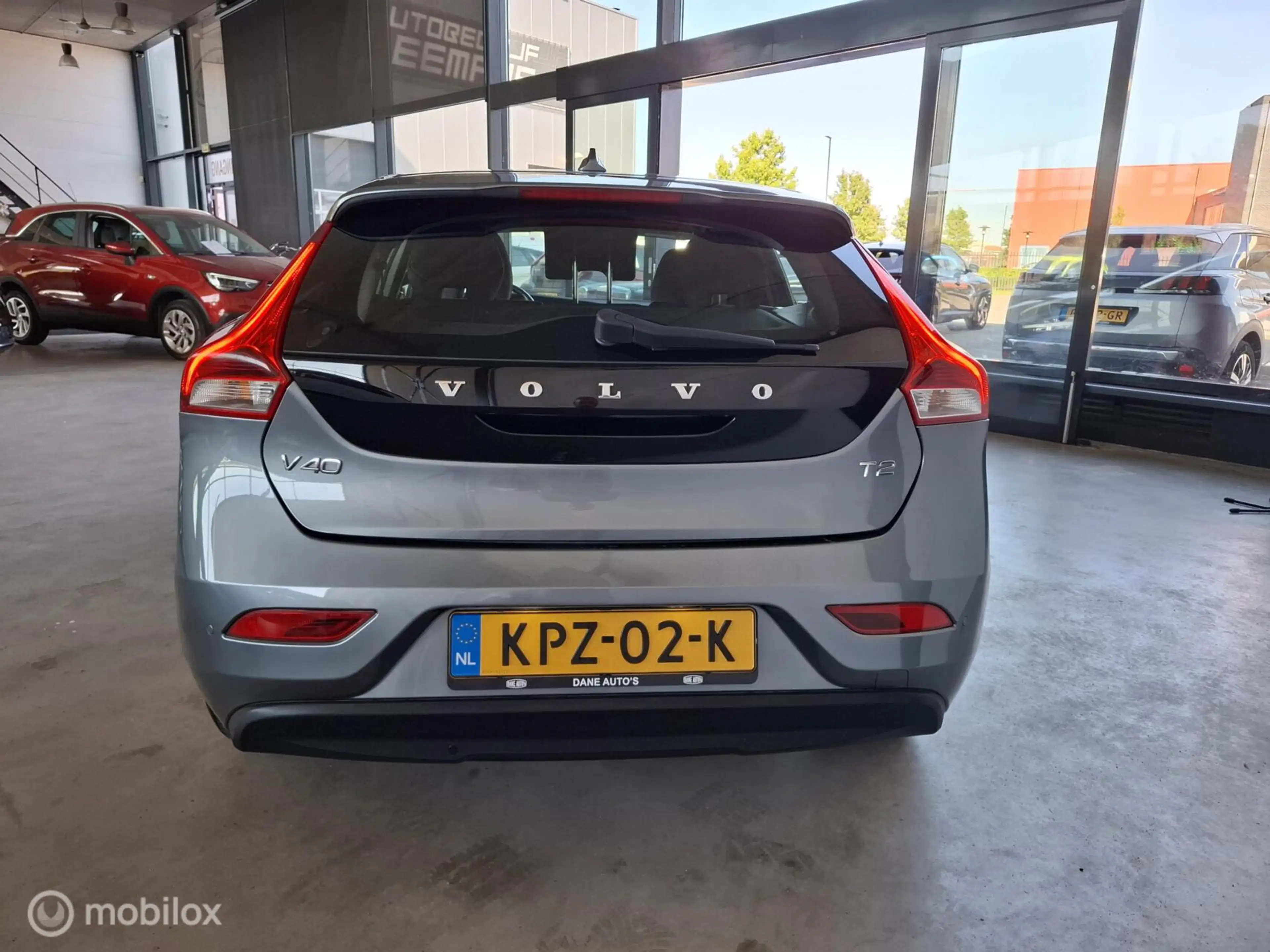 Volvo V40 2.0 T2 Momentum | PARK. SENSOR - RIJKLAARPRIJS — photo 8