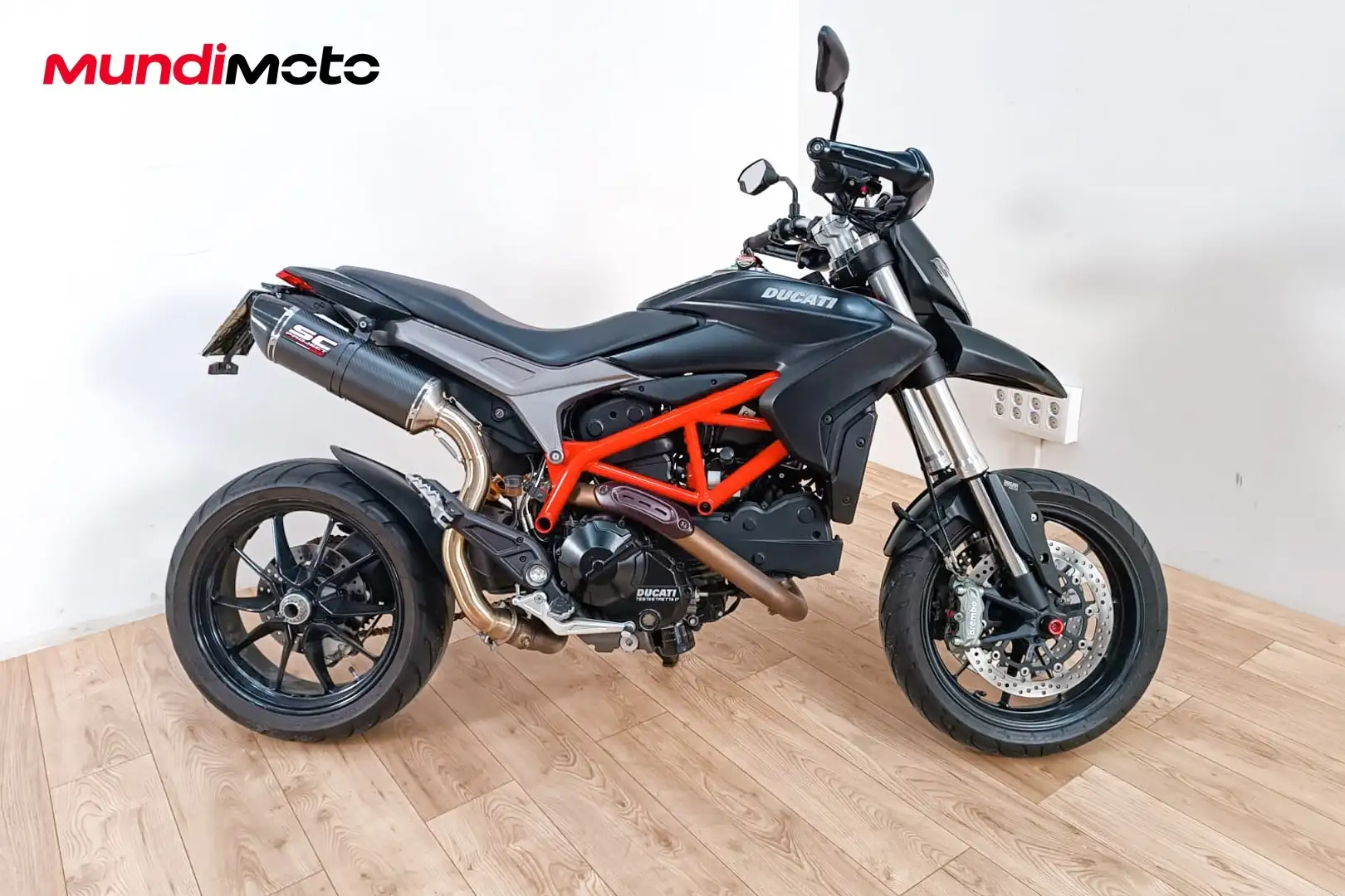 Ducati Hypermotard 821 - 1