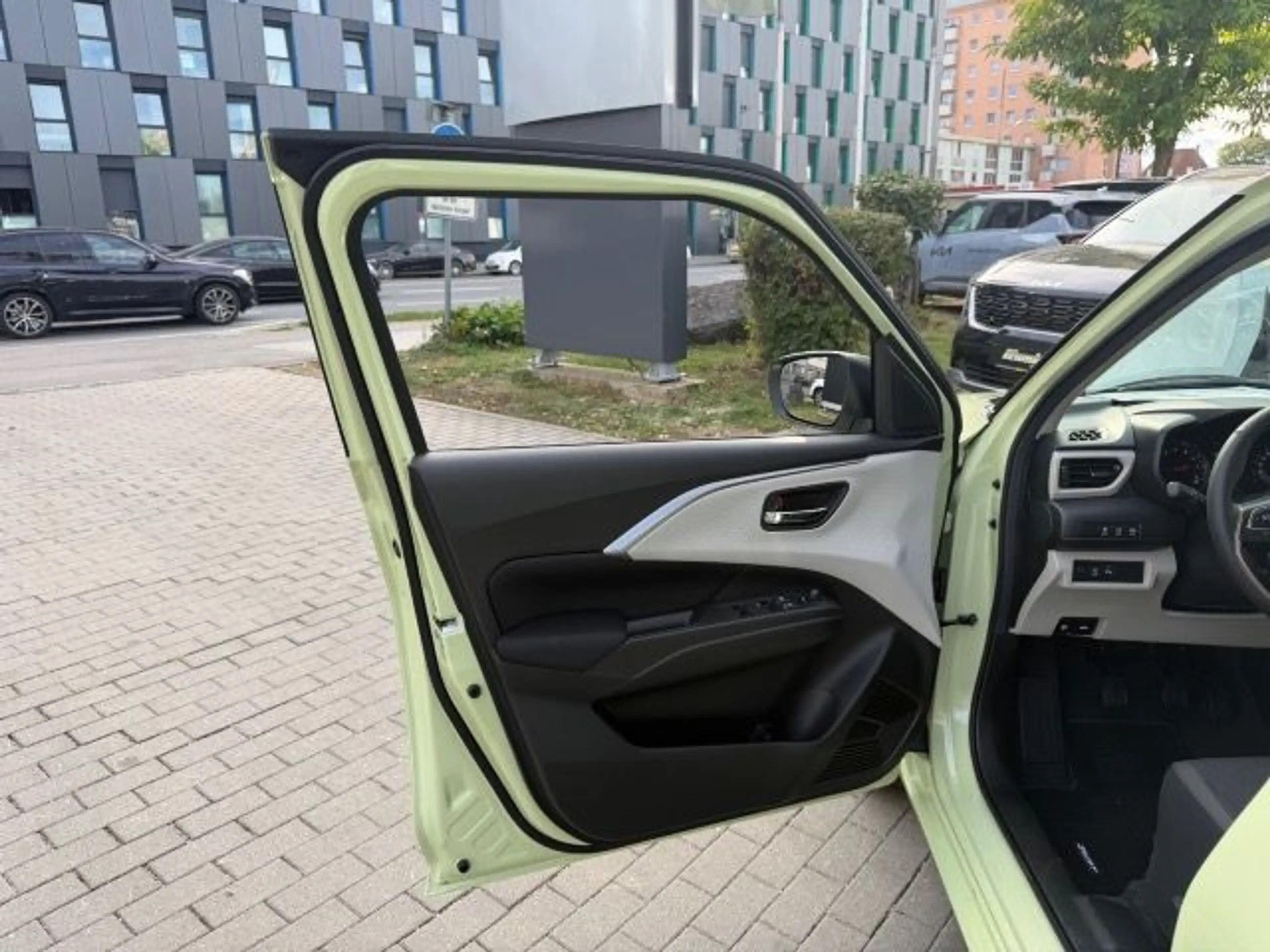 Suzuki Swift SWIFT COMFORT+ HYBRID — photo 14
