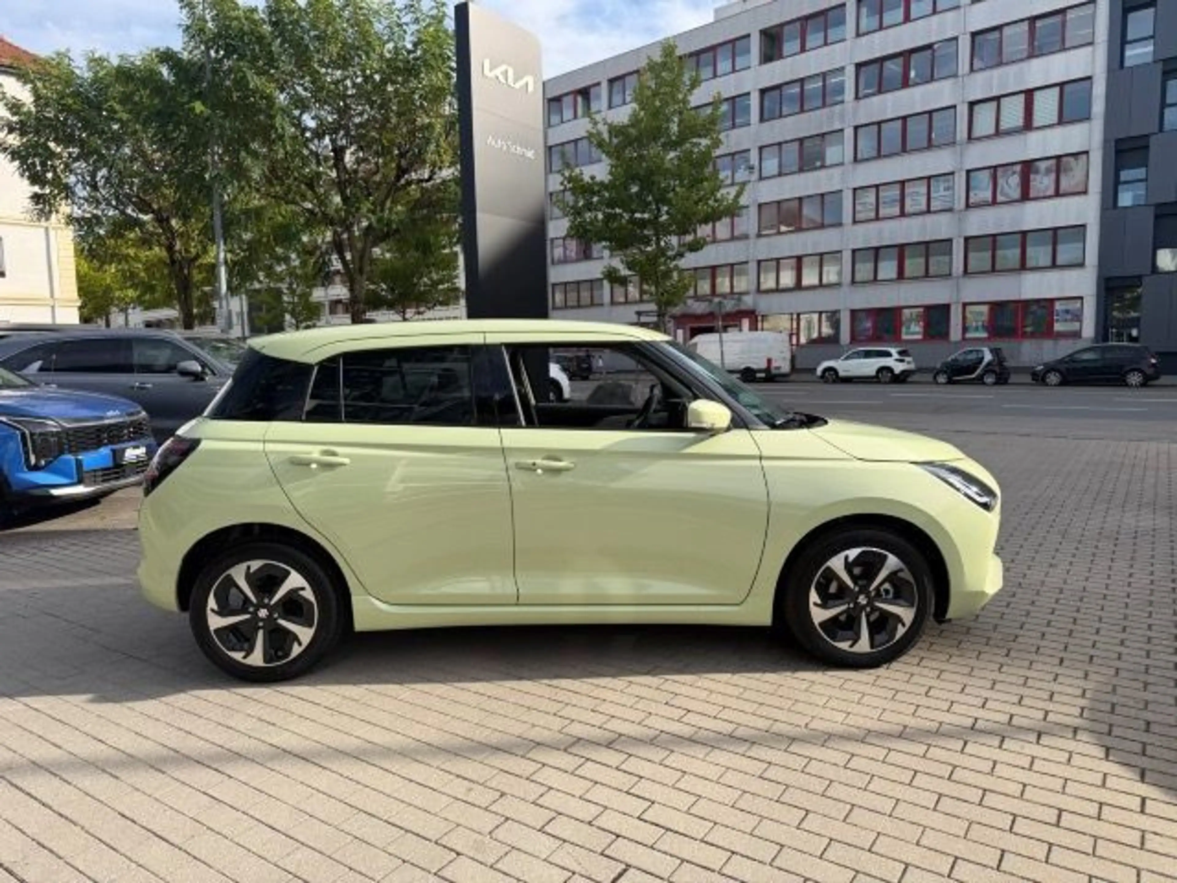 Suzuki Swift SWIFT COMFORT+ HYBRID — photo 5