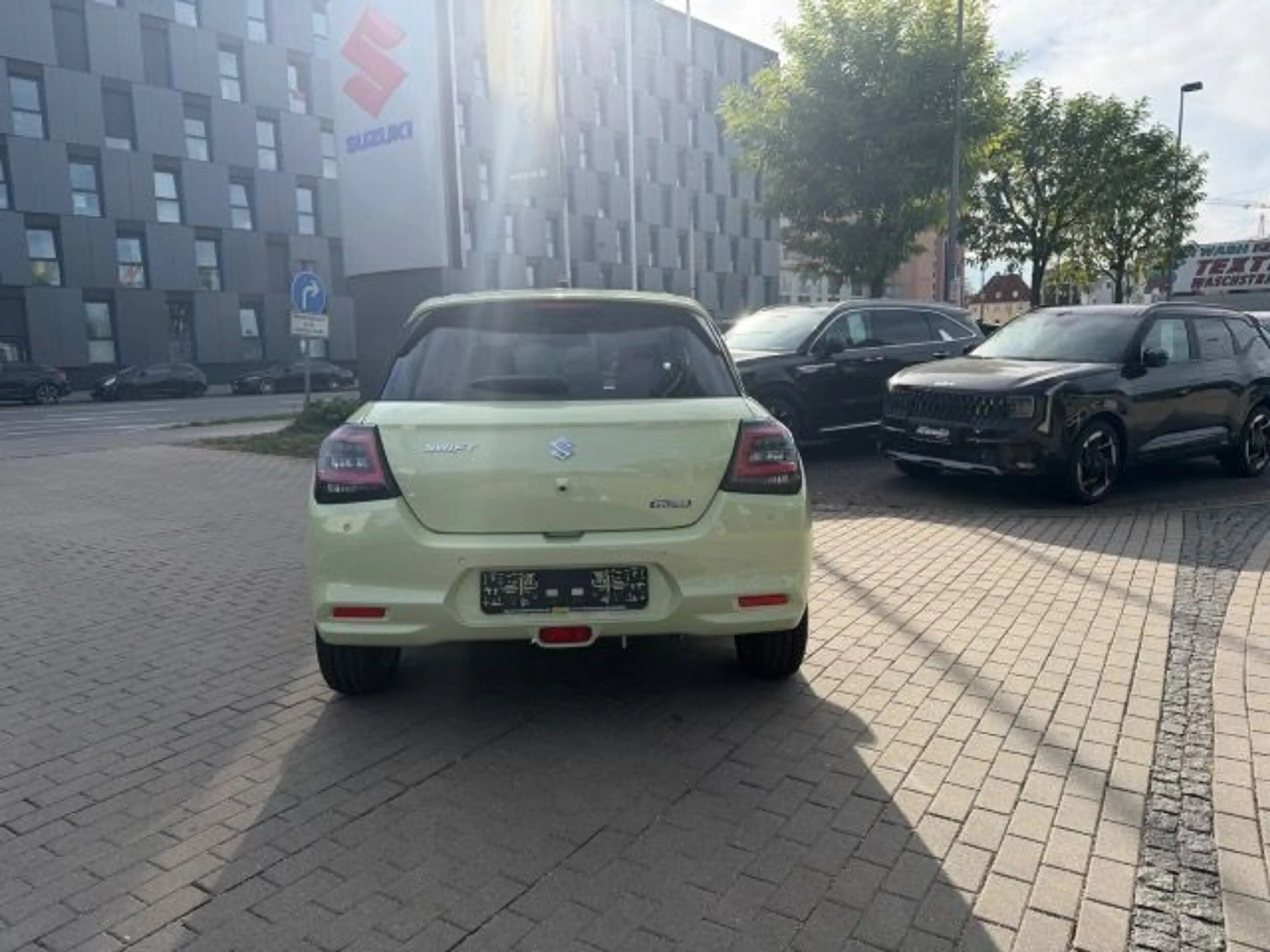 Suzuki Swift SWIFT COMFORT+ HYBRID — photo 8