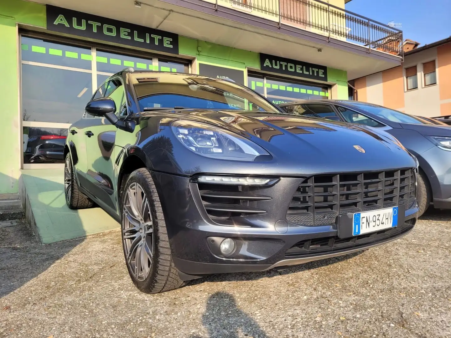 Porsche Macan 3.0 D Sport Navi Tetto Panoramico PASM Cruise PDC Grigio - 1