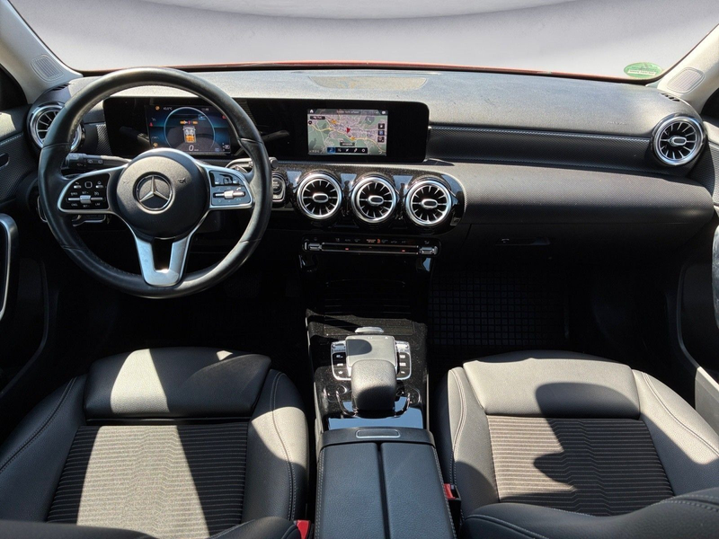 Mercedes-Benz A 180 TEMPOMAT*NAVI*KLIMA*SHZ*LHZ*KAMERA*PDC — photo 13