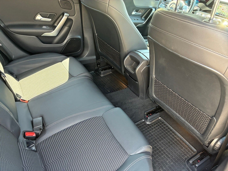 Mercedes-Benz A 180 TEMPOMAT*NAVI*KLIMA*SHZ*LHZ*KAMERA*PDC — photo 2