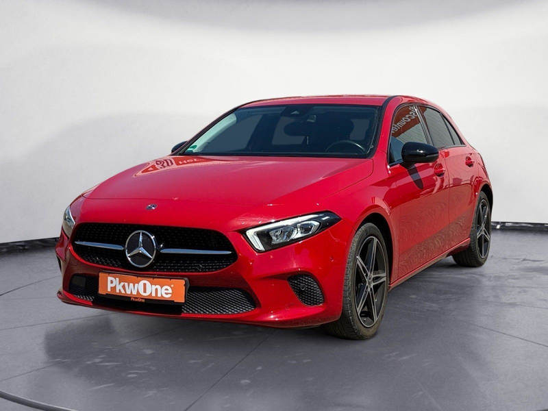 Mercedes-Benz A 180 TEMPOMAT*NAVI*KLIMA*SHZ*LHZ*KAMERA*PDC