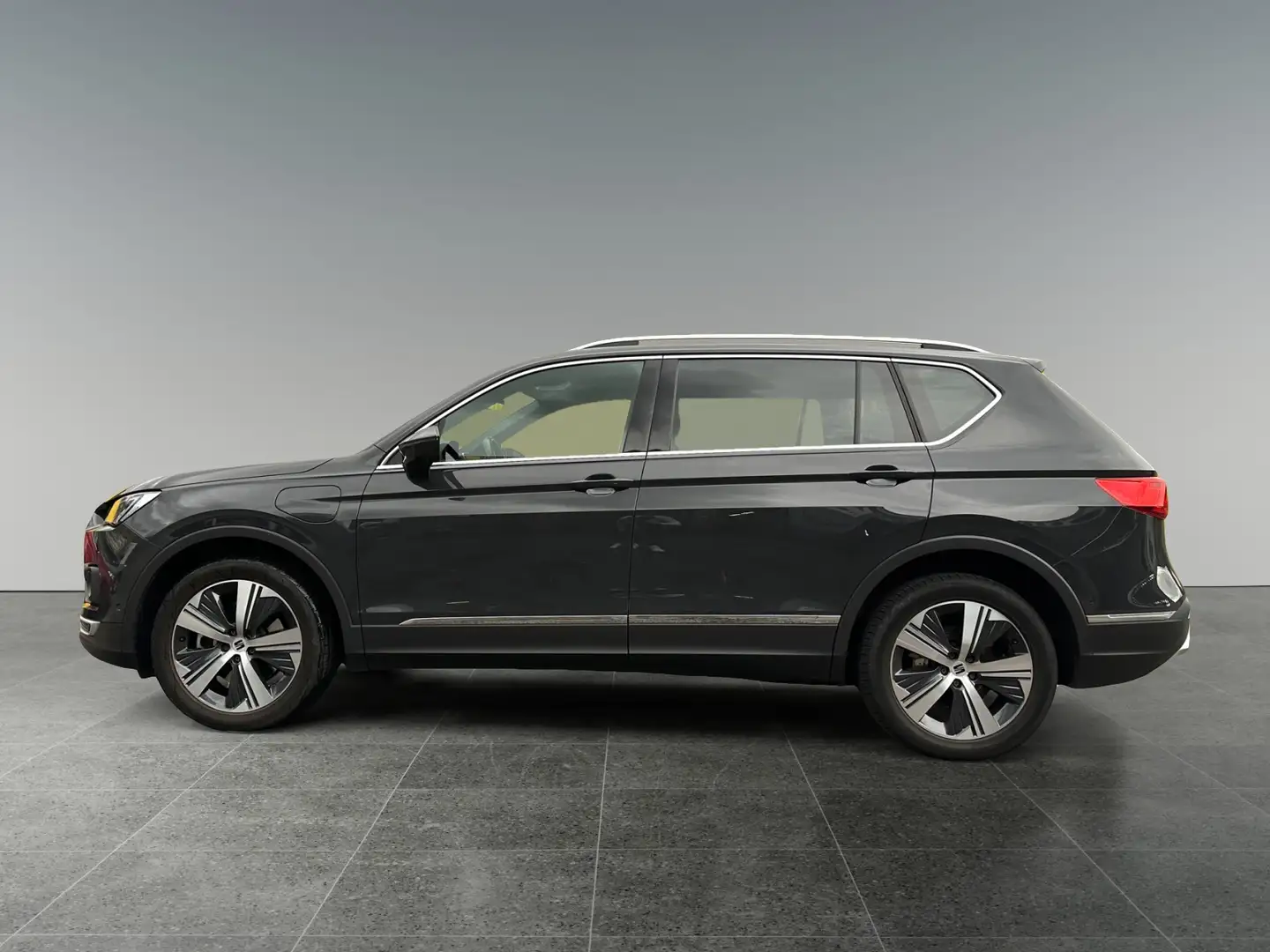 SEAT Tarraco eHybrid PHEV 245 Xcellence DSG Gris - 2