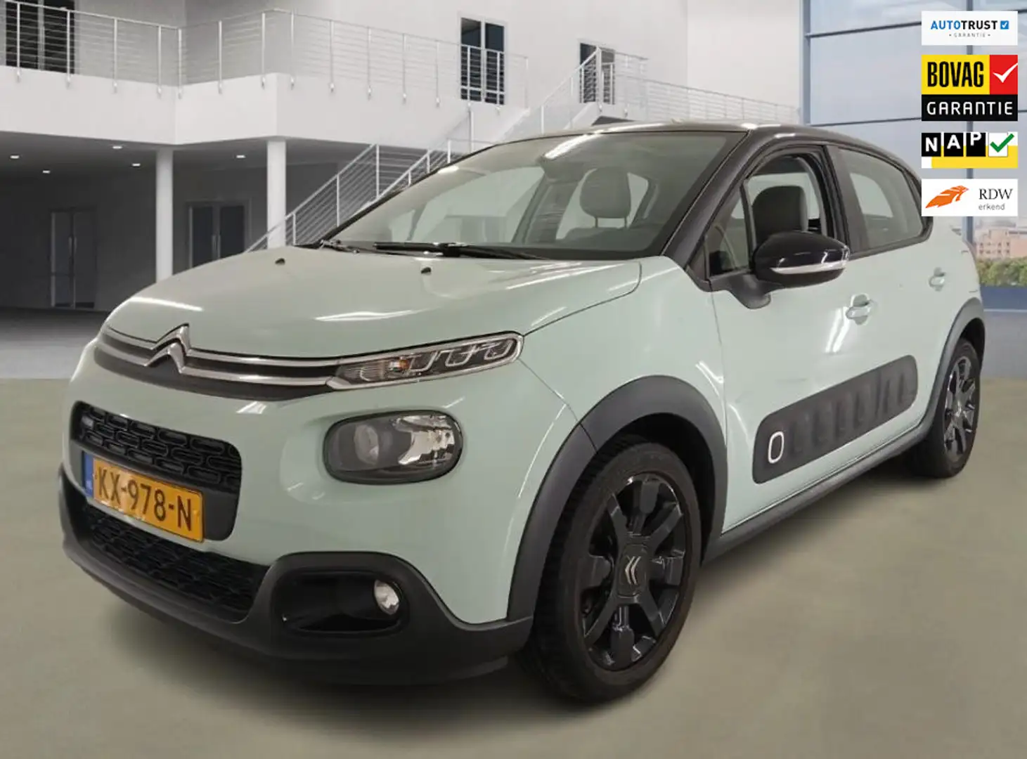Citroen C3 1.2 PureTech Feel 62.900 km + NAP NL-auto Vert - 1