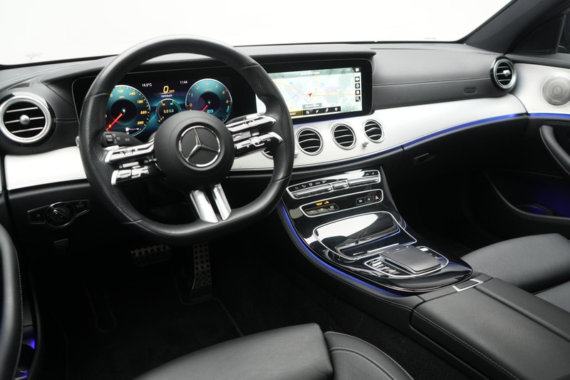 Mercedes-Benz E 300 de T 9G-Tronic  AMG Line AHK/Leder/HUD — photo 13