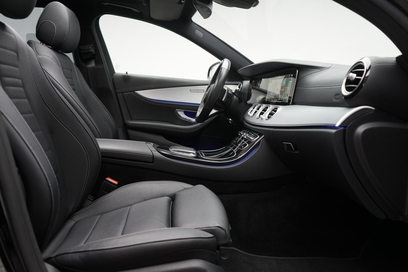 Mercedes-Benz E 300 de T 9G-Tronic  AMG Line AHK/Leder/HUD — photo 6