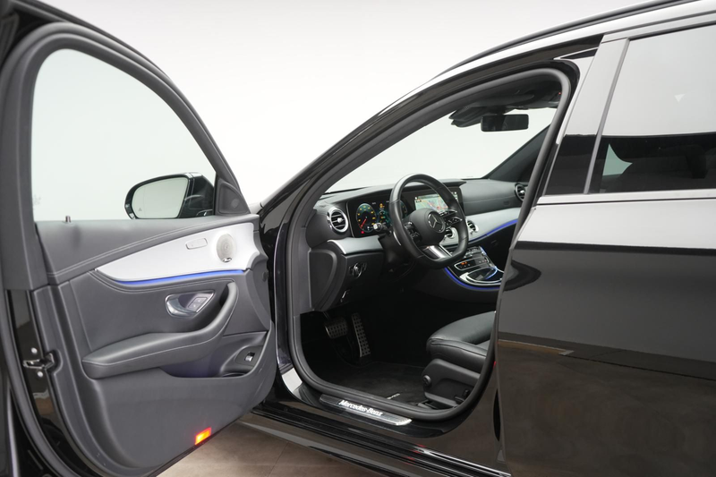 Mercedes-Benz E 300 de T 9G-Tronic  AMG Line AHK/Leder/HUD — photo 11