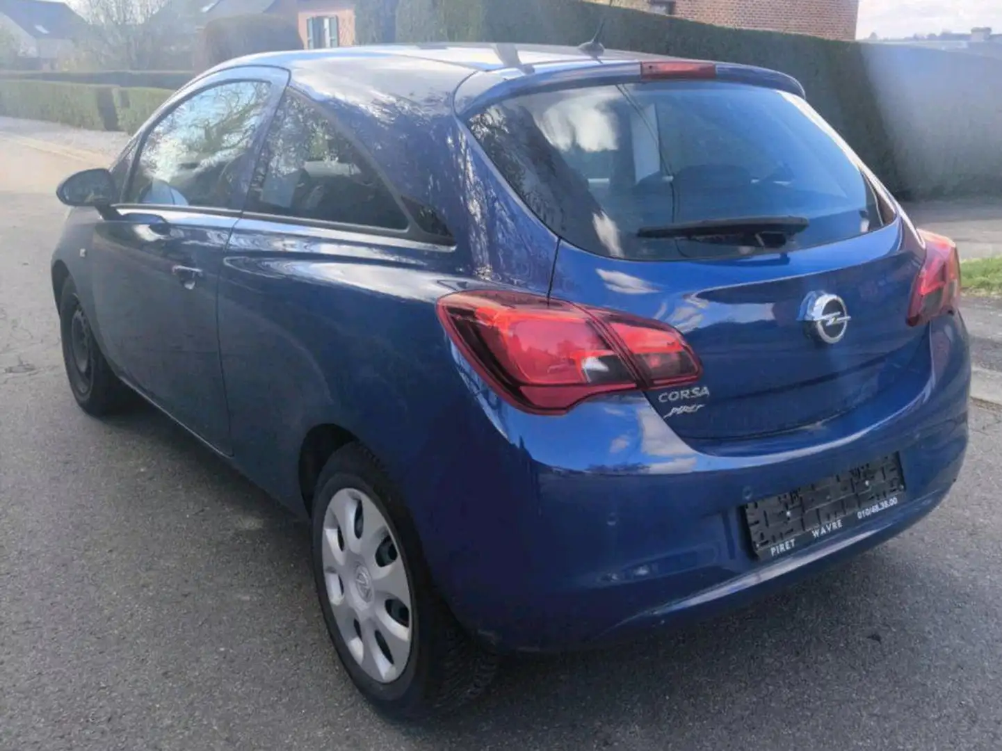 Opel Corsa 1.4i Essentia Bleu - 2