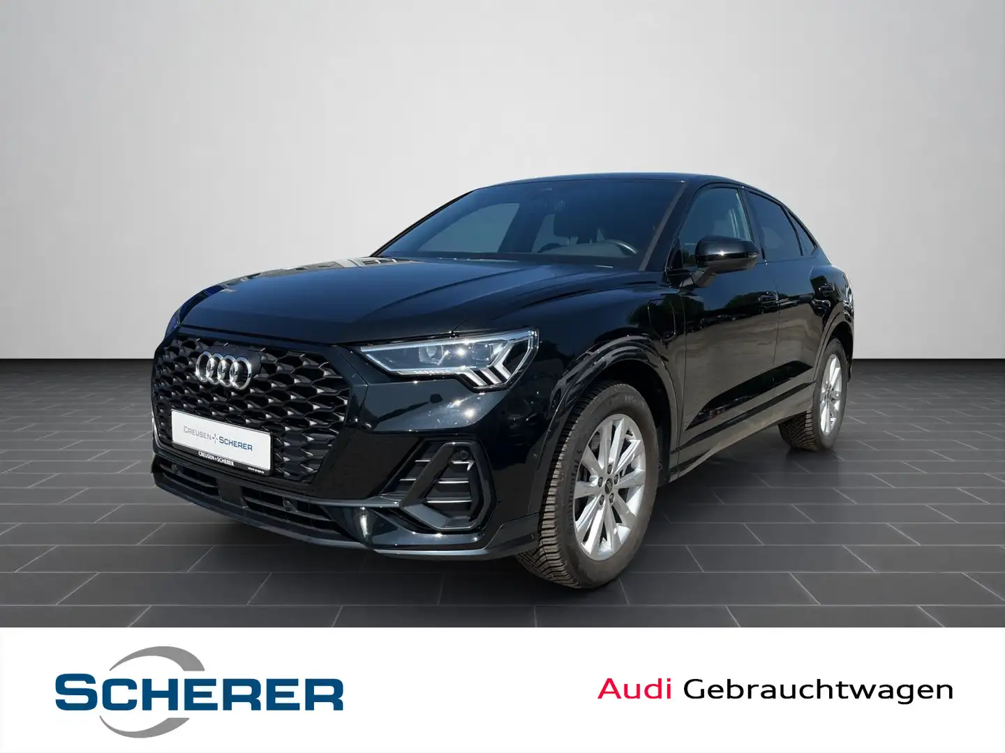 Audi Q3 45 TFSIe S tronic LED SHZ RFK B&O Zwart - 1
