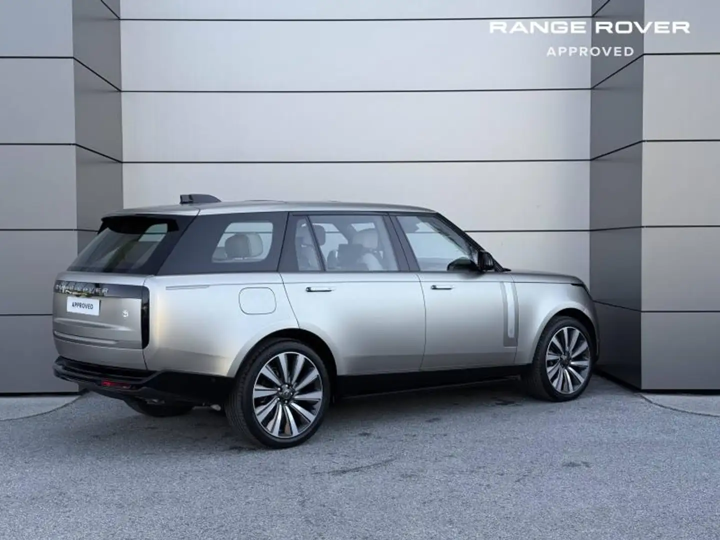 Land Rover Range Rover 4.4 P615 615ch SV LWB Or - 2