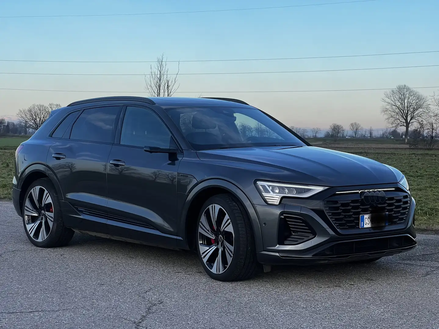 Audi SQ8 e-tron Audi Q8 e-tron 55 quattro sline 408cv - 2