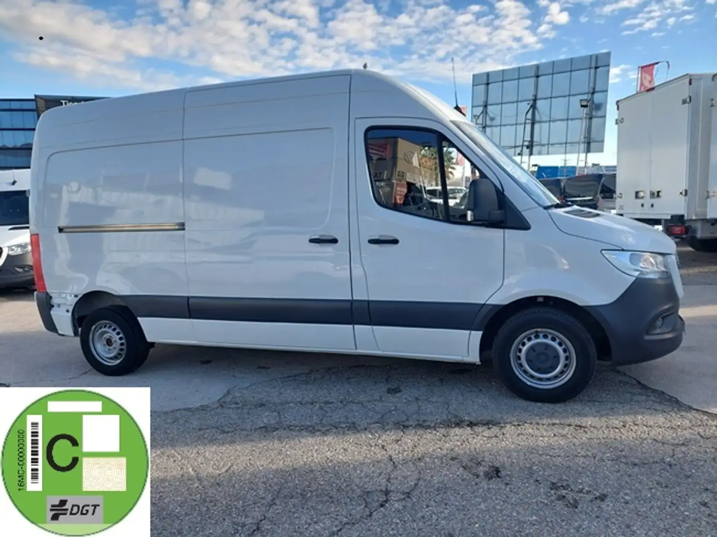 Mercedes-Benz Sprinter Furgón 211CDI Medio T.E. tD Blanco - 1