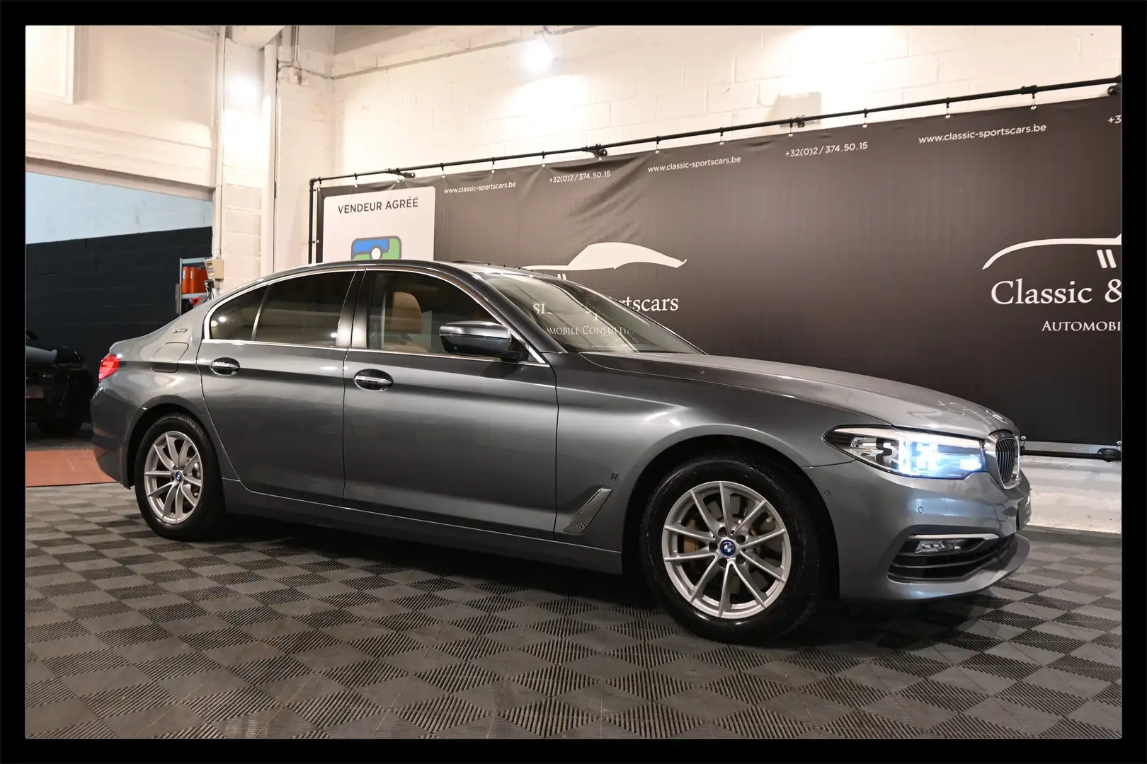 BMW 530 530eA PHEV/ DISTRONIC / CAMERA 360 / FULL OPTIONS Grau - 1