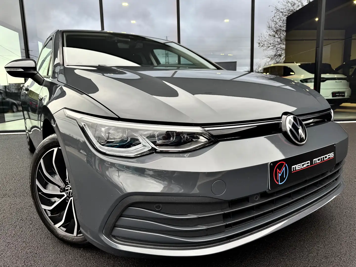 Volkswagen Golf 1.5 TSi 130CV "1ST EDiTiON" CARPLAY CRUiSE ADAPT + Gris - 1