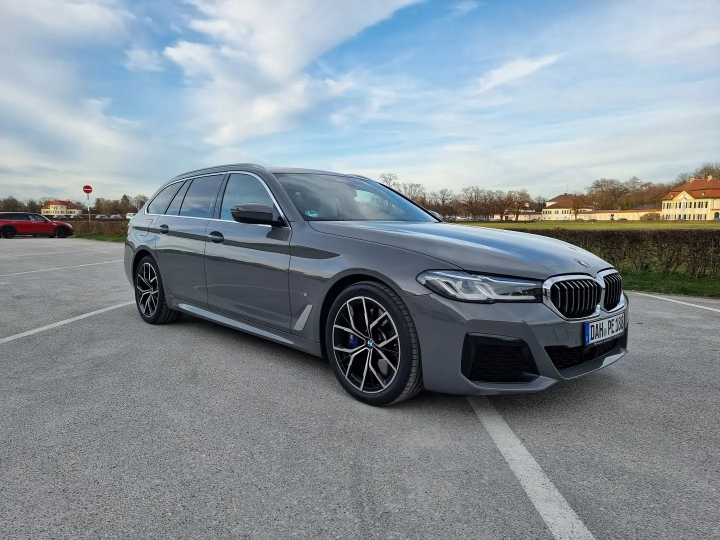 BMW 540 540d xDrive Touring Aut. M Sport Edition Grigio - 2