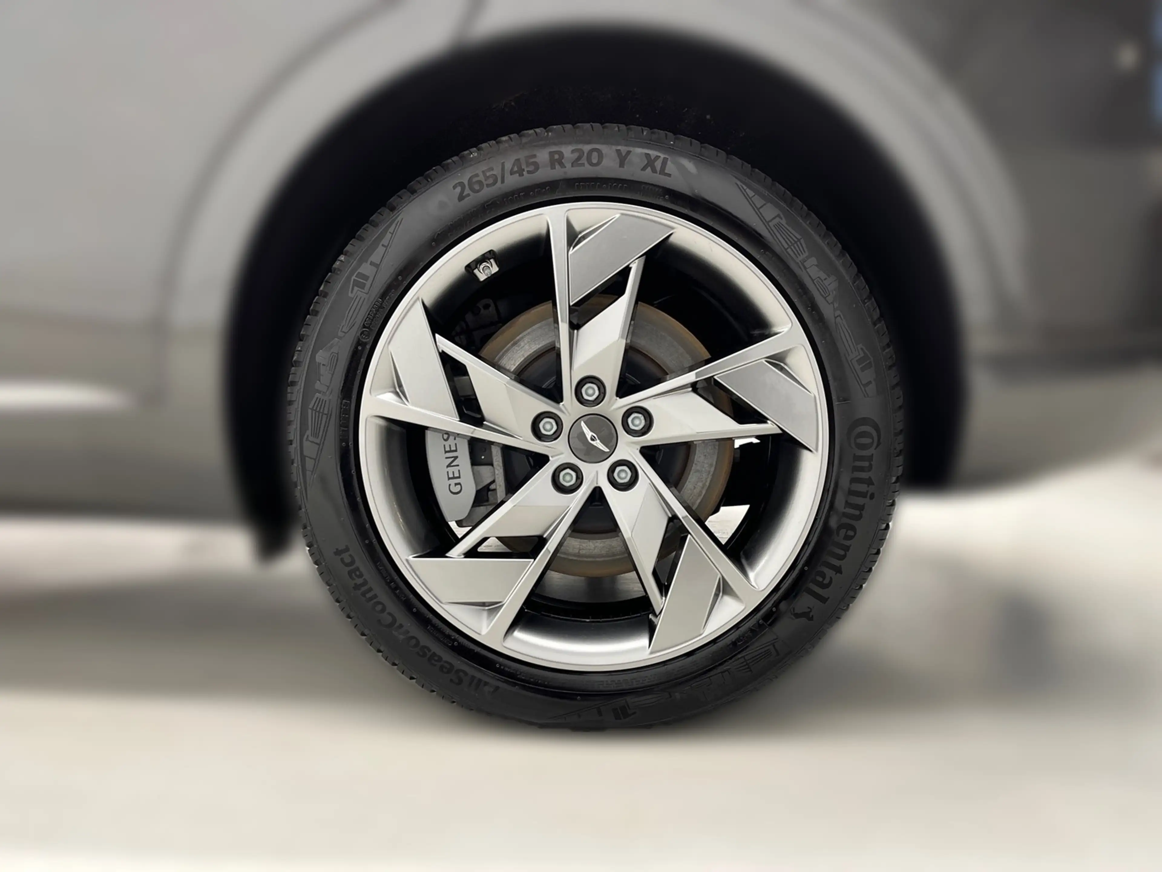 Genesis GV70 Elektro 77,4 kWh Sport DCC/ACC/HEADUP — photo 8