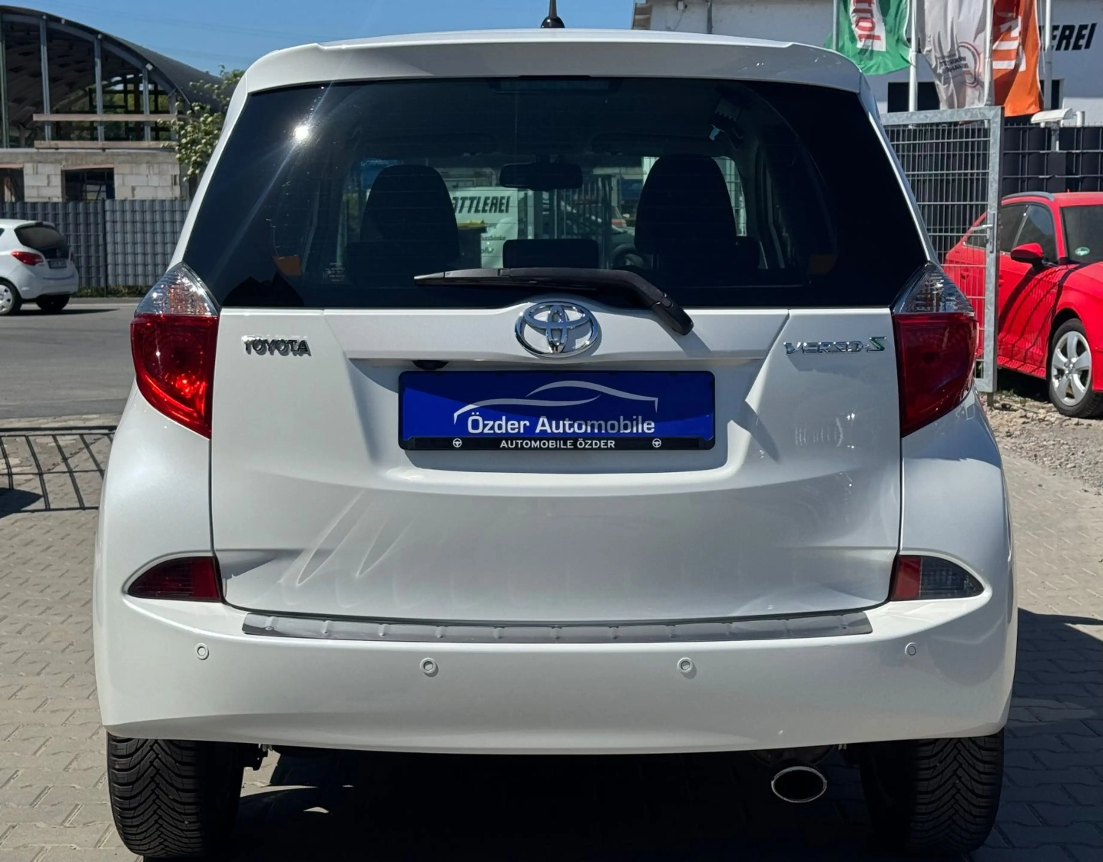 Toyota Verso-S 1.4 D Club+Finanzierung+Garantie — photo 7