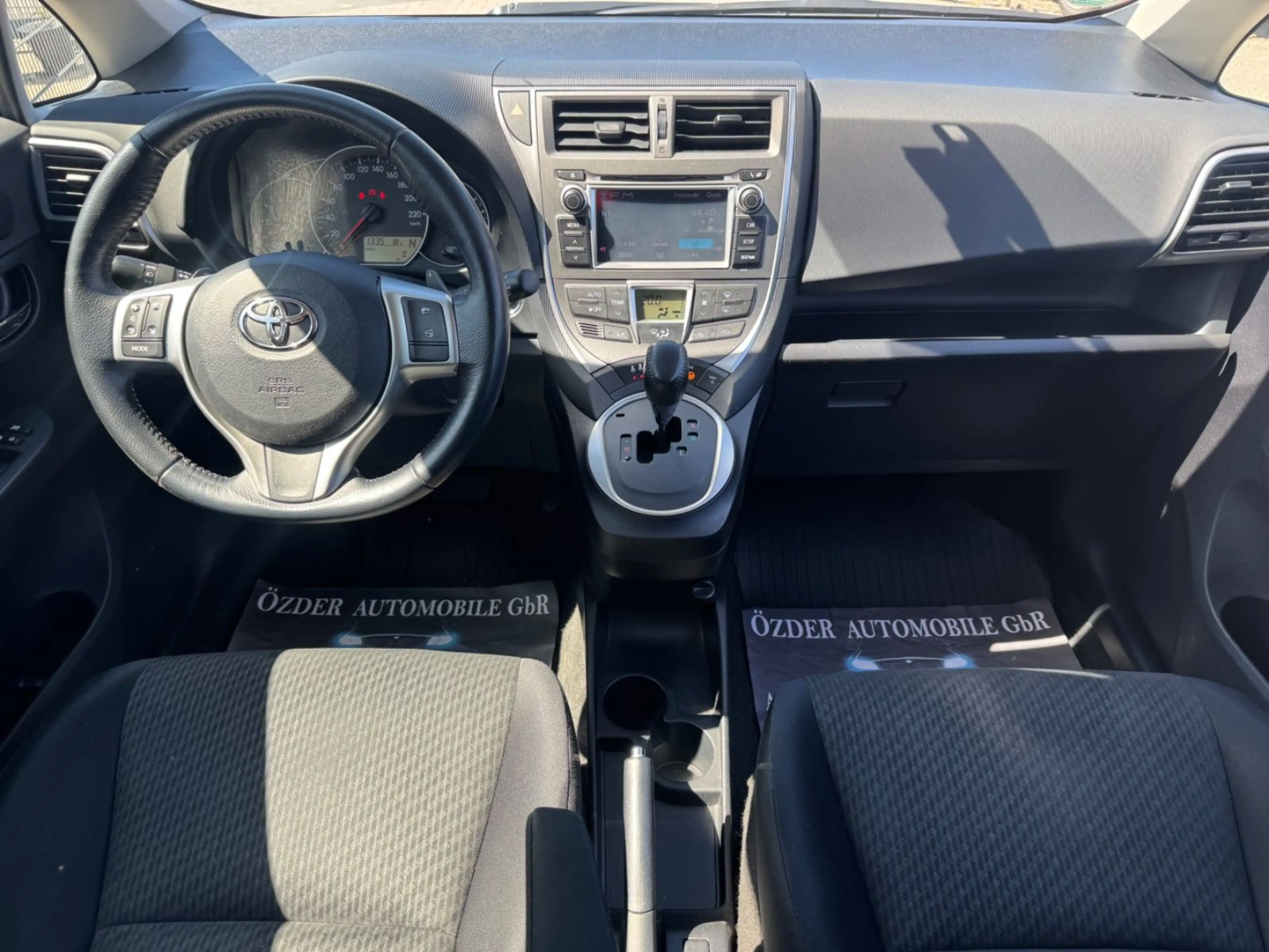 Toyota Verso-S 1.4 D Club+Finanzierung+Garantie — photo 13