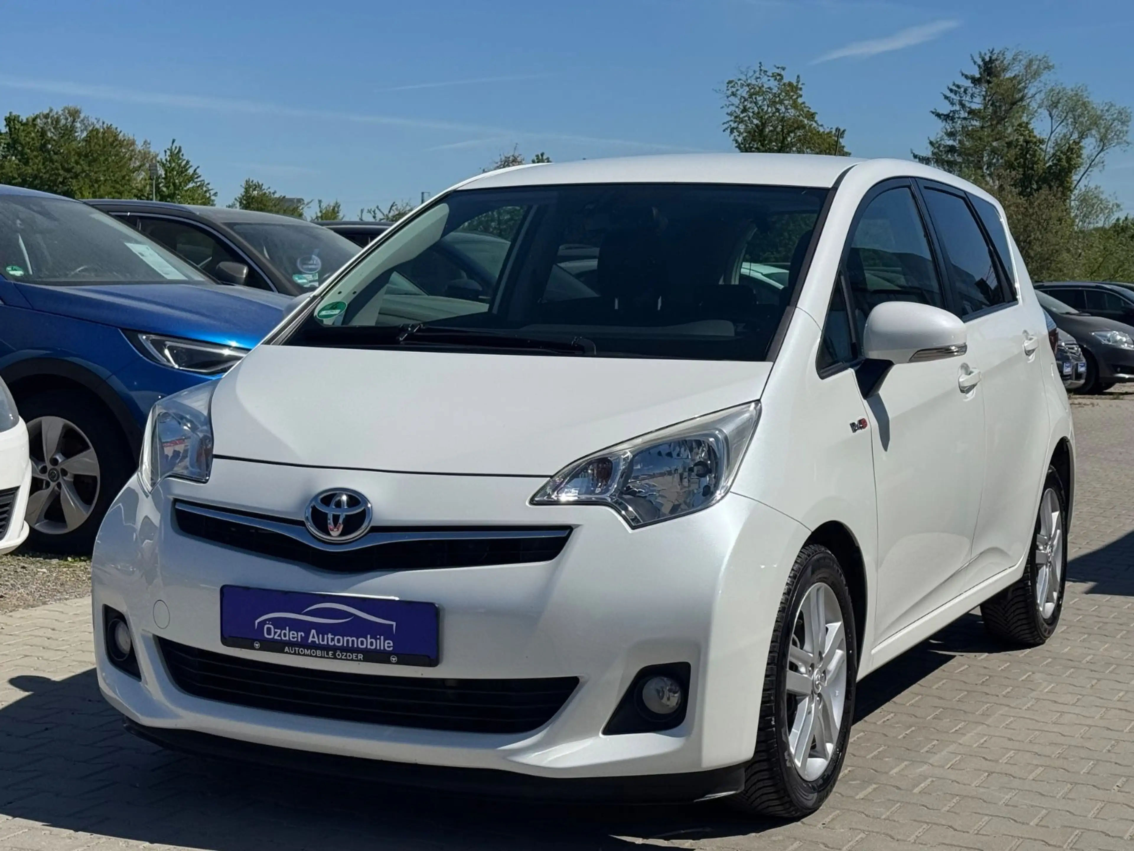 Toyota Verso-S 1.4 D Club+Finanzierung+Garantie — photo 5