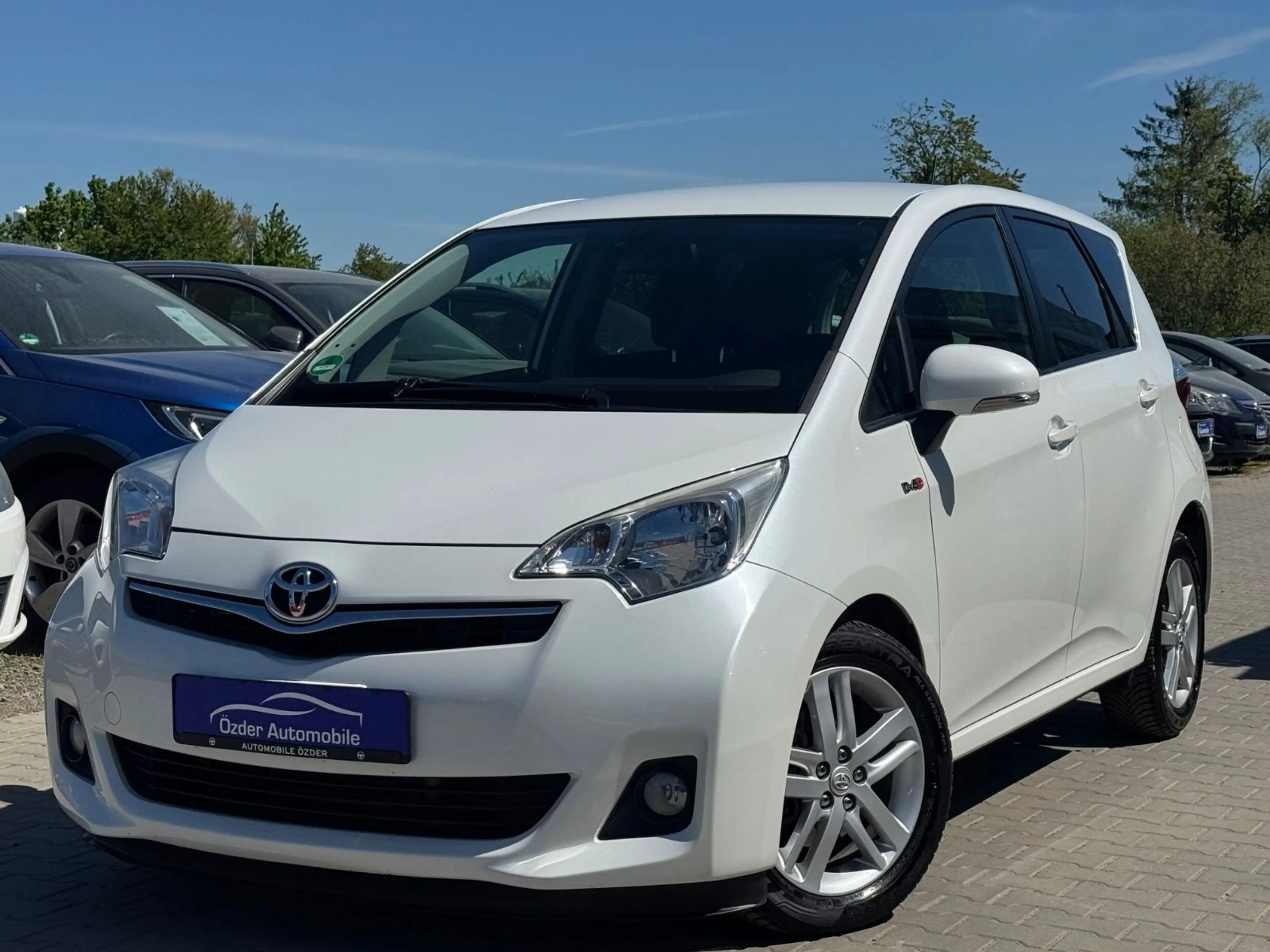 Toyota Verso-S 1.4 D Club+Finanzierung+Garantie — photo 3