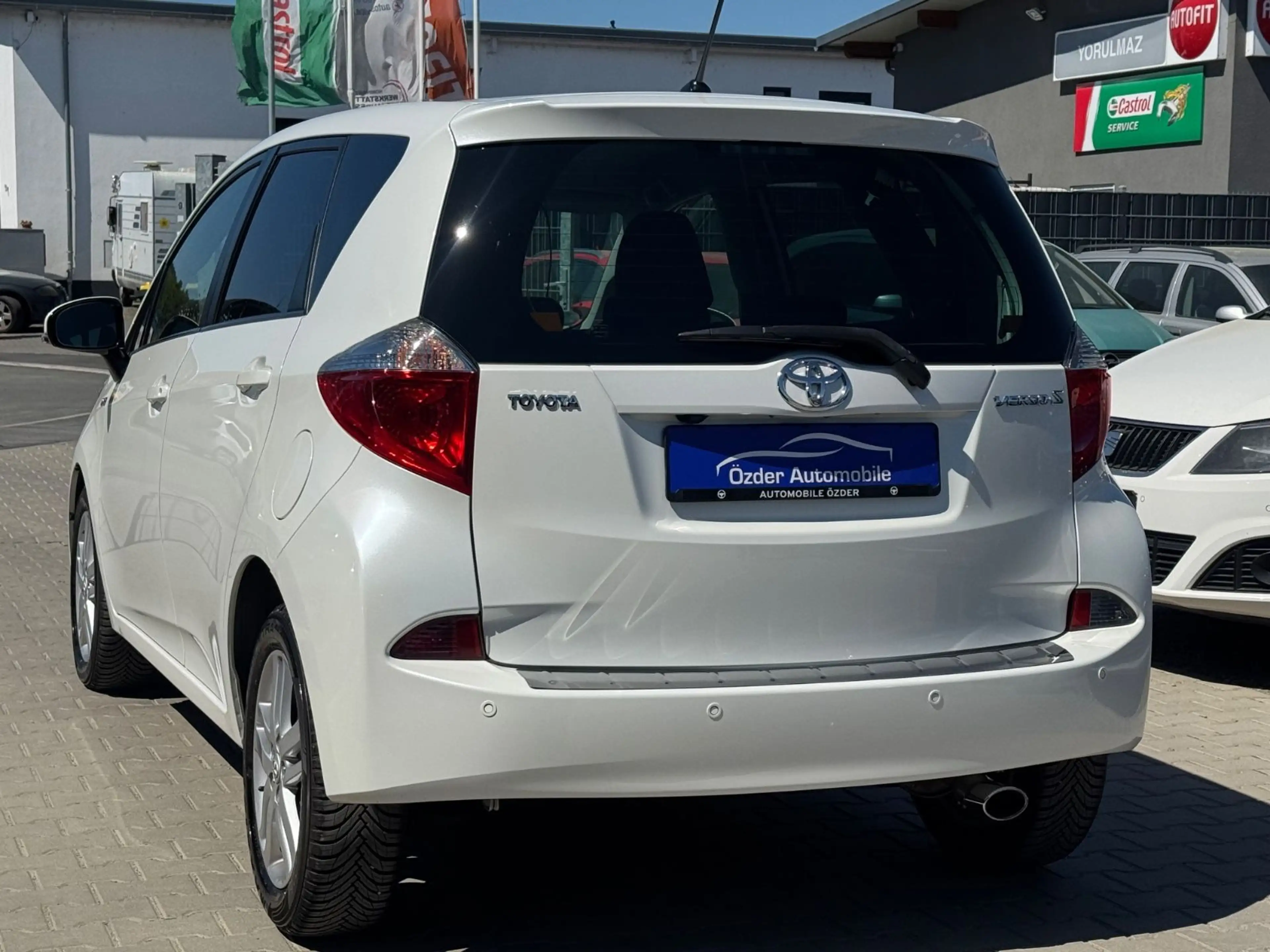 Toyota Verso-S 1.4 D Club+Finanzierung+Garantie — photo 8