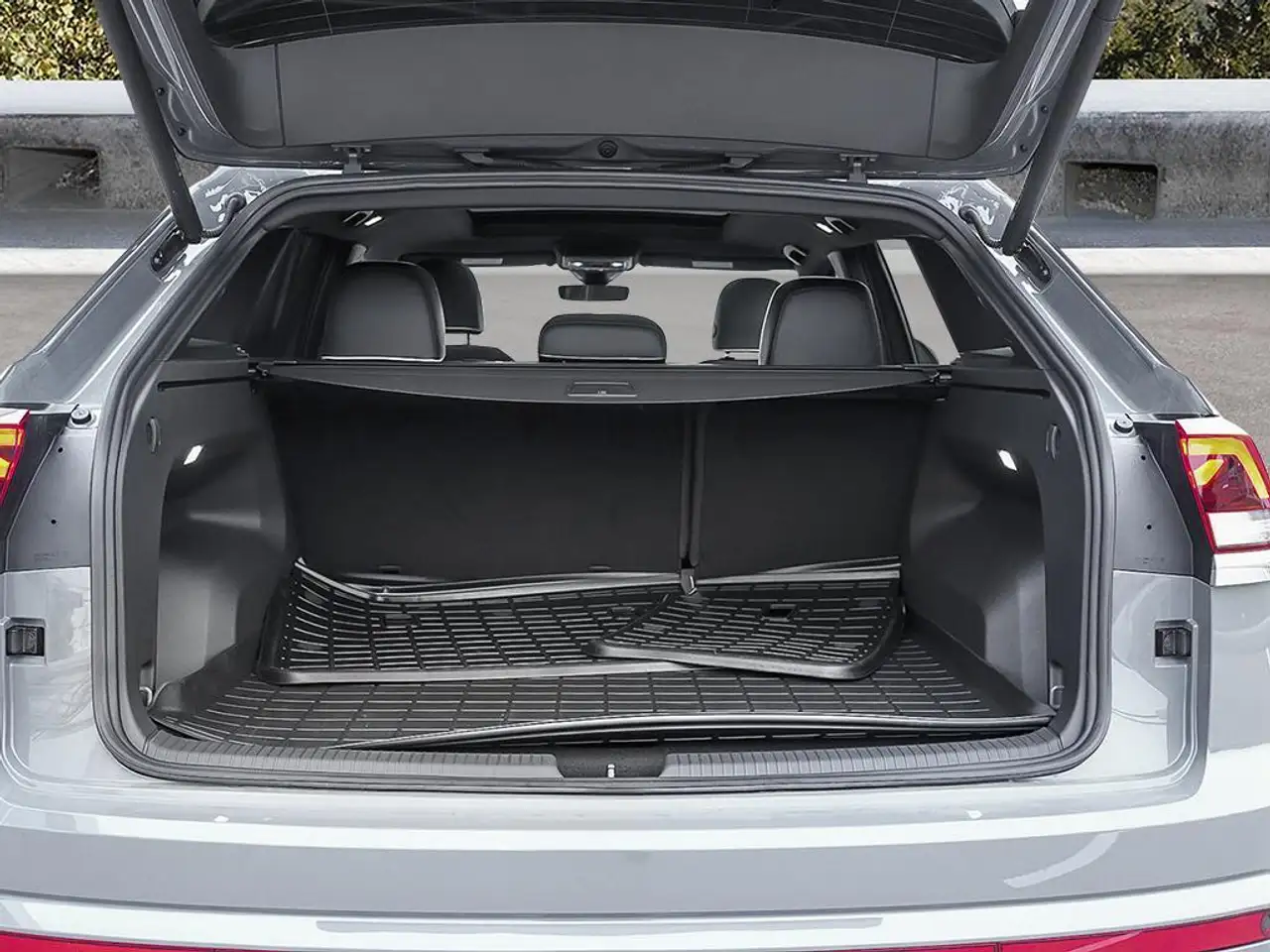 Volkswagen Atlas снимка Volkswagen Atlas