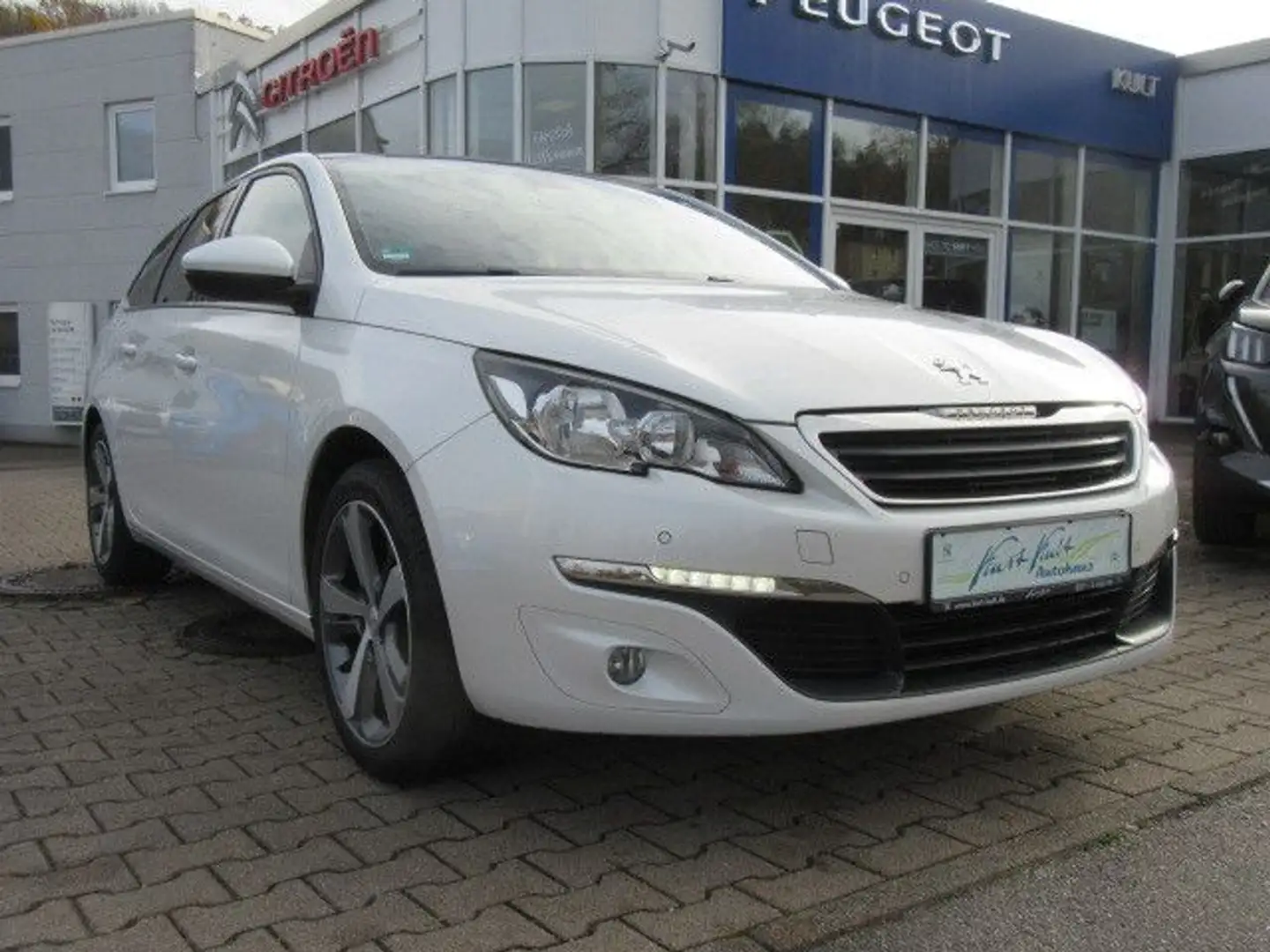 Peugeot 308 SW Active 130 e-THP*Pano*Sitzheiz.*GRA*BT* Weiß - 1
