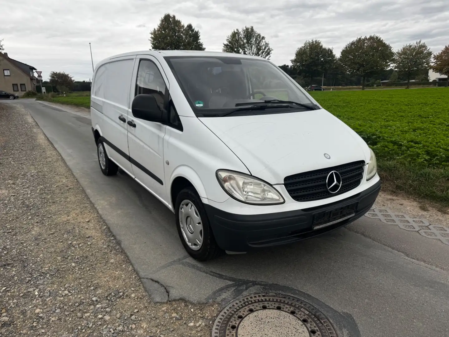 Mercedes-Benz Vito 111 CDI Mixto *Kasten + 5 Sitze* Weiß - 2
