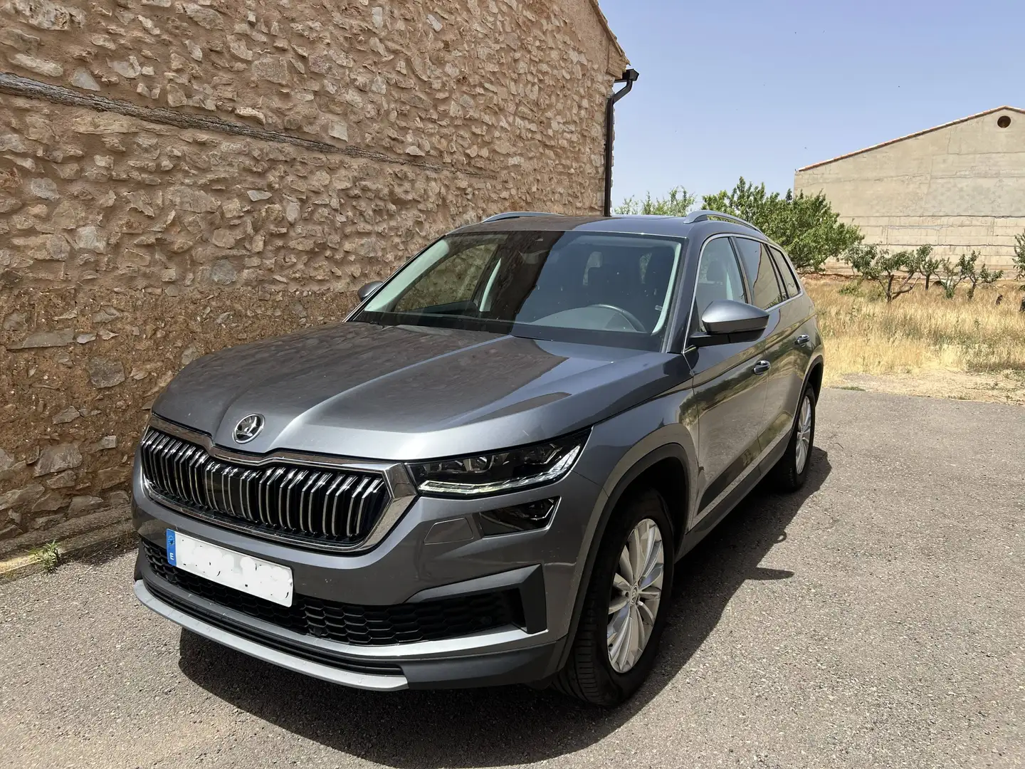 Skoda Kodiaq 1.5 TSI Style 4x2 DSG 110kW Gris - 2
