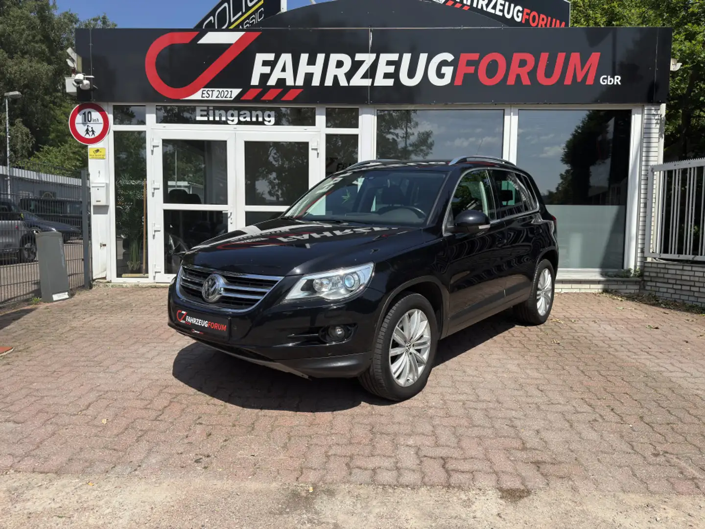 Volkswagen Tiguan Sport & Style 4Motion Noir - 1