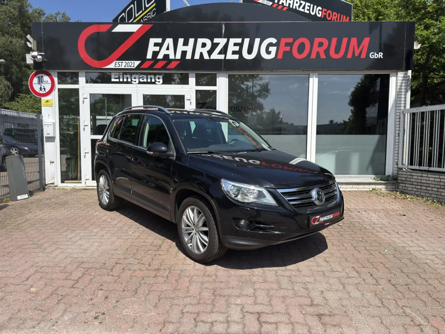 Volkswagen Tiguan Sport & Style 4Motion Noir - 2