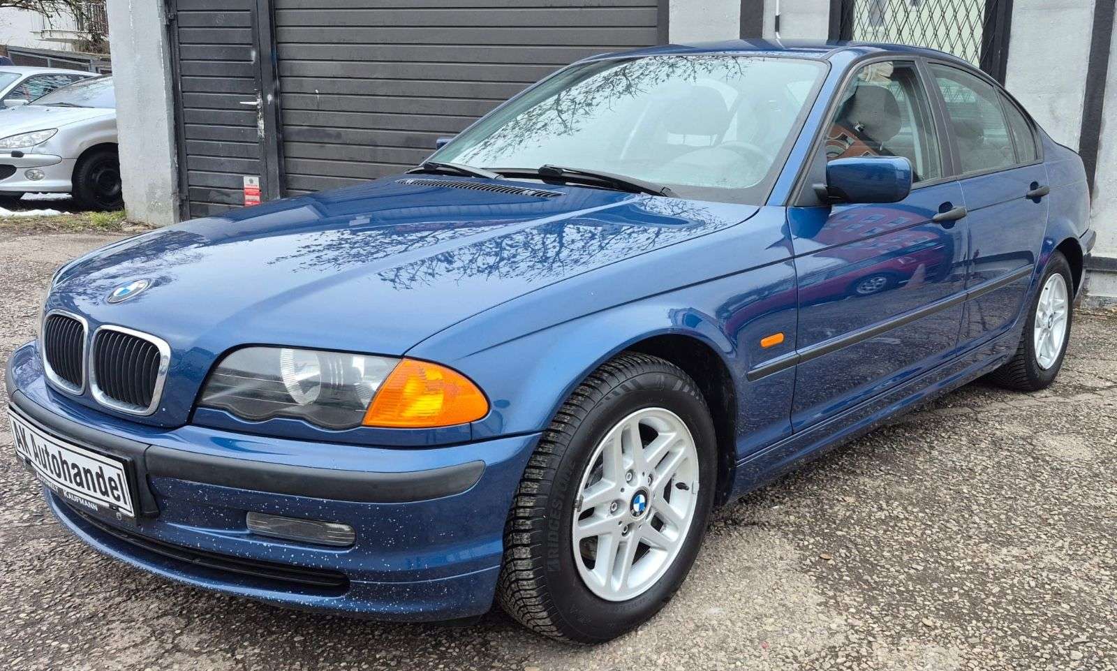 Second hand Bmw 3 Series 