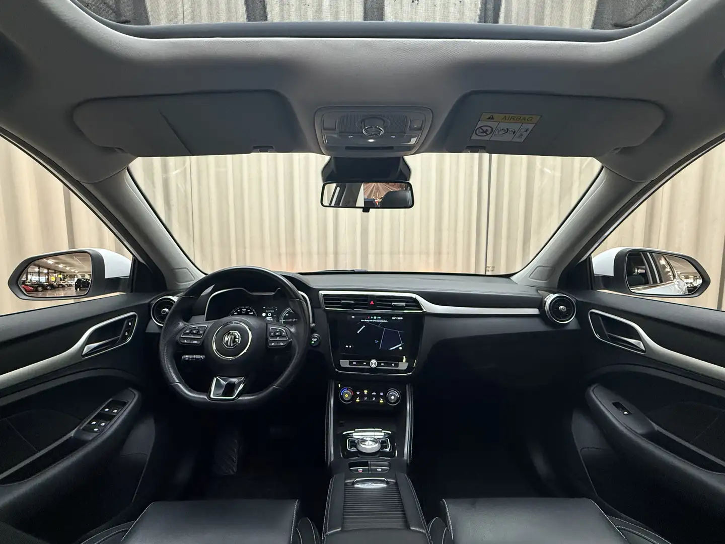 MG ZS MG EV Luxury 45 kWh *Org.NL!* SOH 95% / Panoramada Weiß - 2