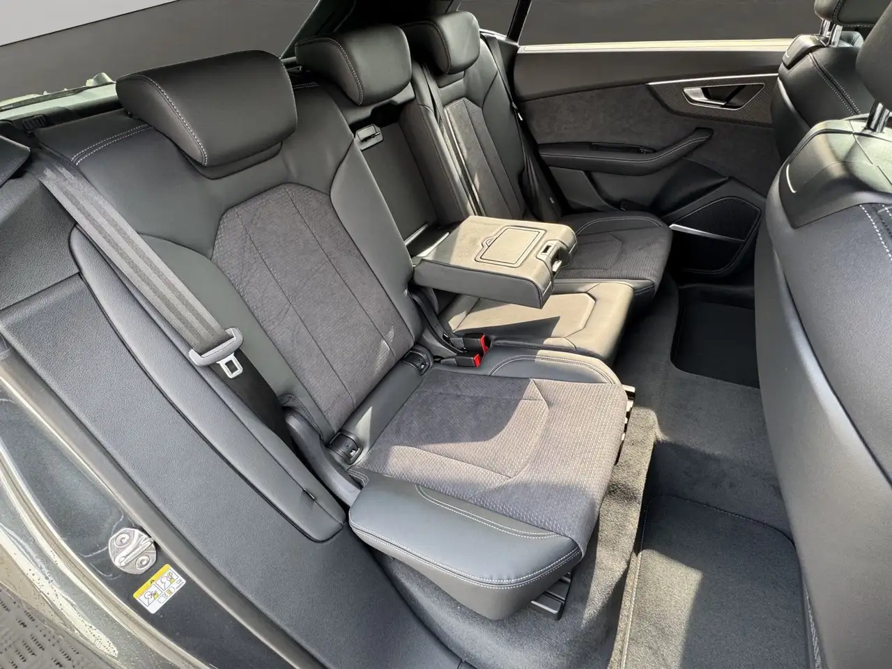 Audi Q8 SUV TDI quattro tiptronic+PANO+AHK+HEAD-UP 16