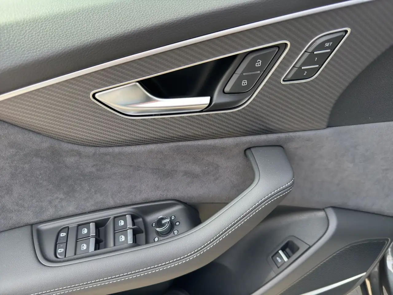 Audi Q8 SUV TDI quattro tiptronic+PANO+AHK+HEAD-UP 13