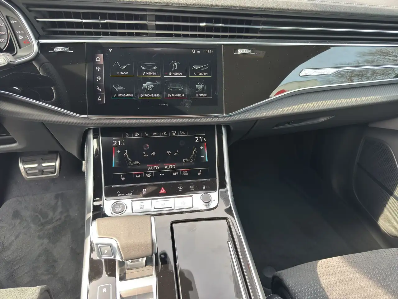 Audi Q8 SUV TDI quattro tiptronic+PANO+AHK+HEAD-UP 12