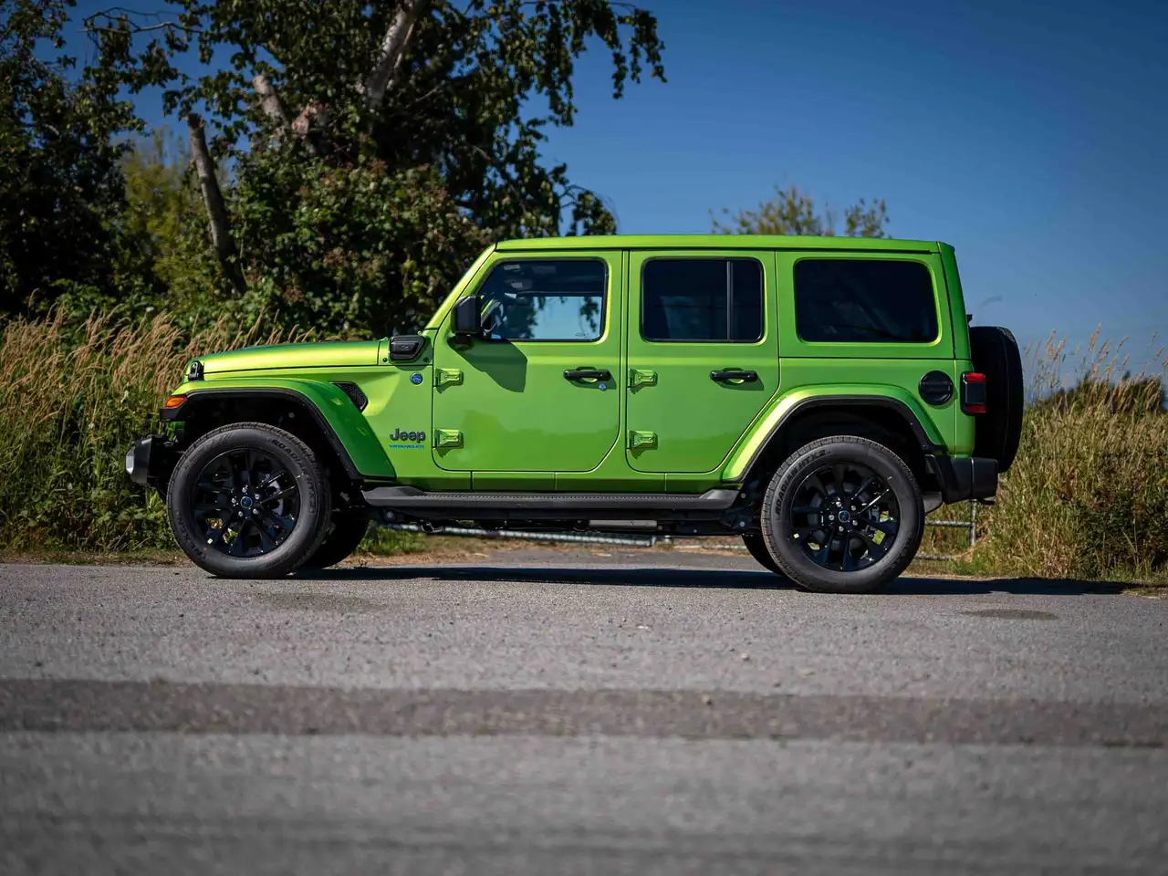Jeep Wrangler снимка Jeep Wrangler